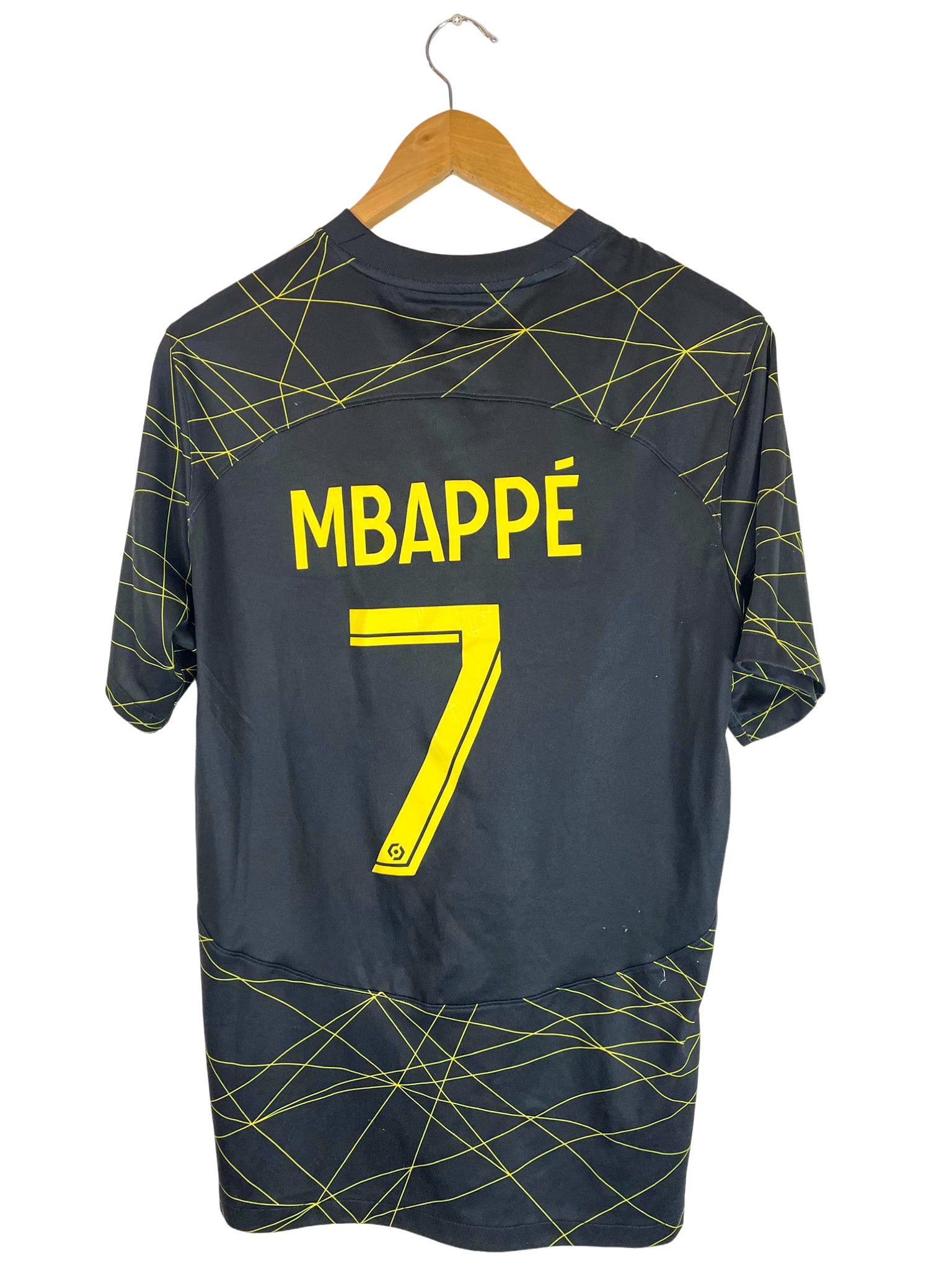 psg 4th kit mbappe