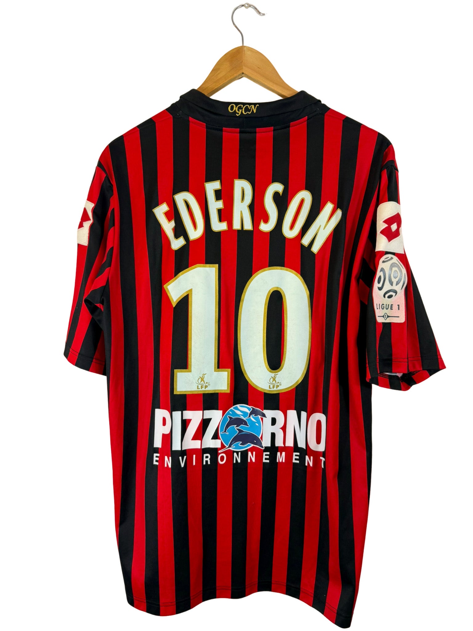 OGC Nice Extérieur Maillot de foot 2020 - 2021. Sponsored by Ineos