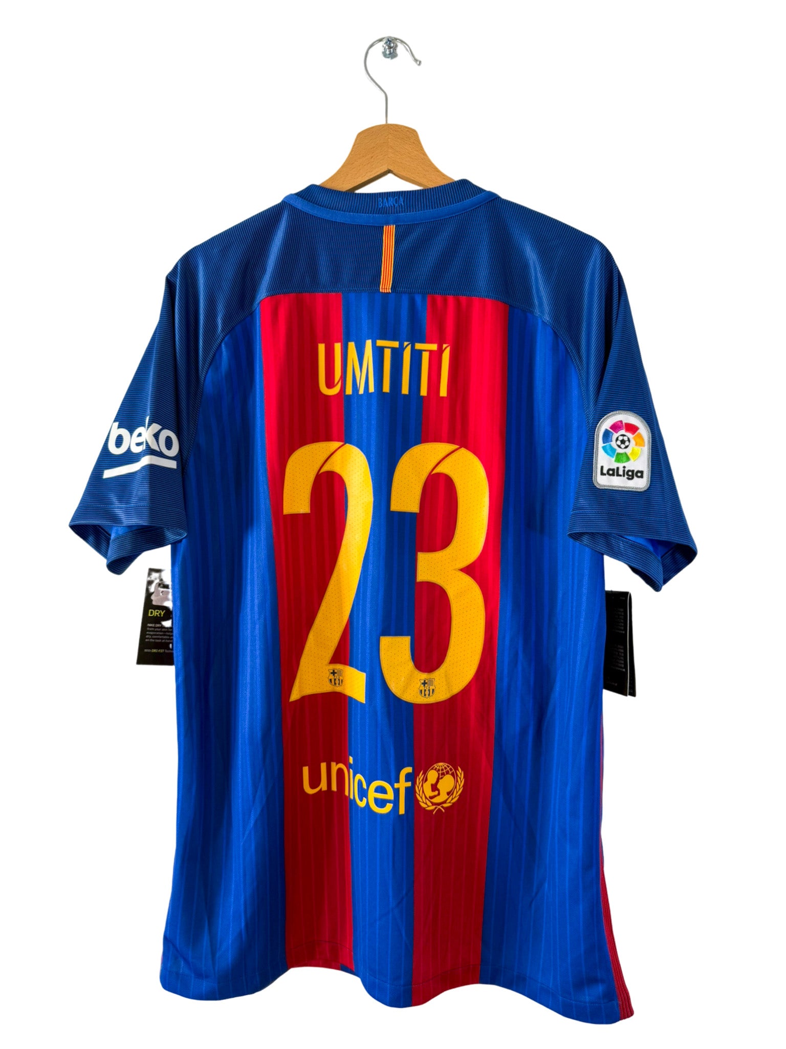 2016/2017 - Maillot Barcelone domicile [#23 Umtiti) - L