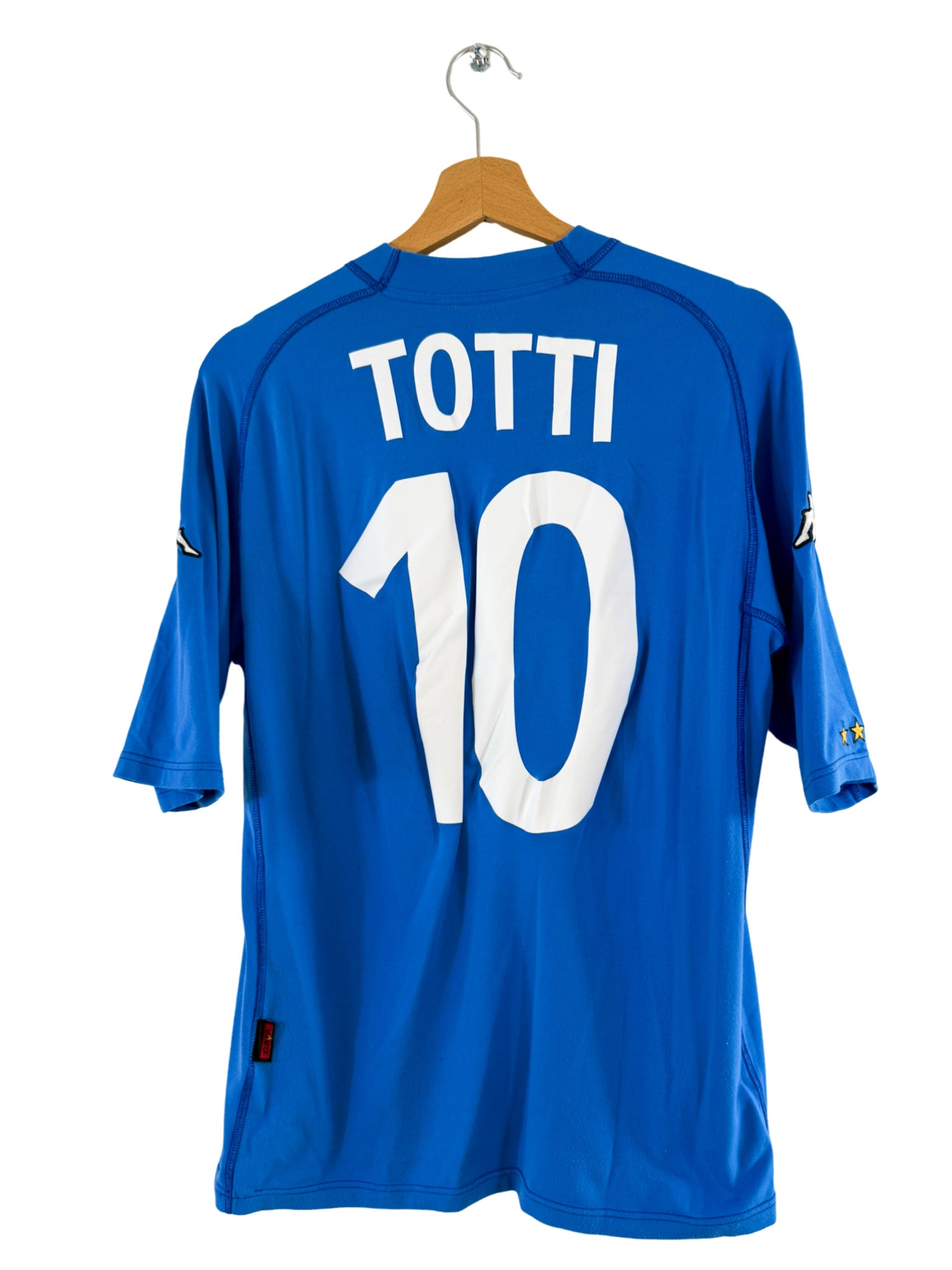 2000 - Italy Home Shirt [#10 Totti] Kappa - M