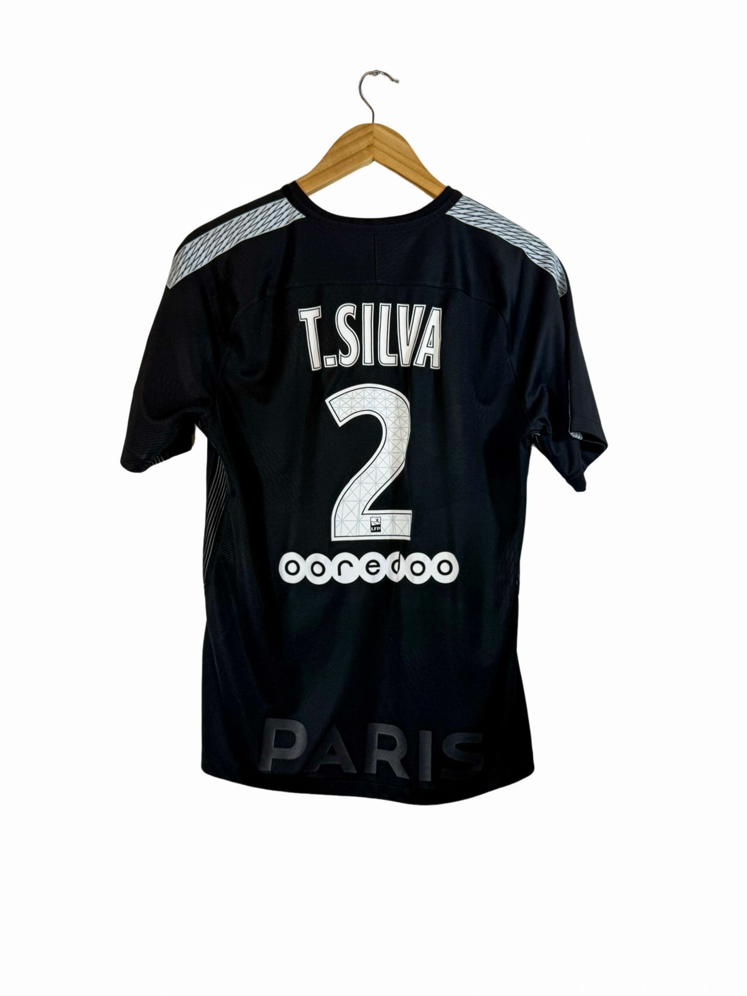 psg away black jersey