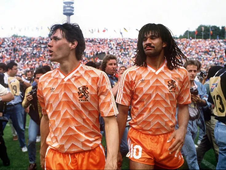 Top 10 des plus beaux maillots de foot vintage des Pays-Bas