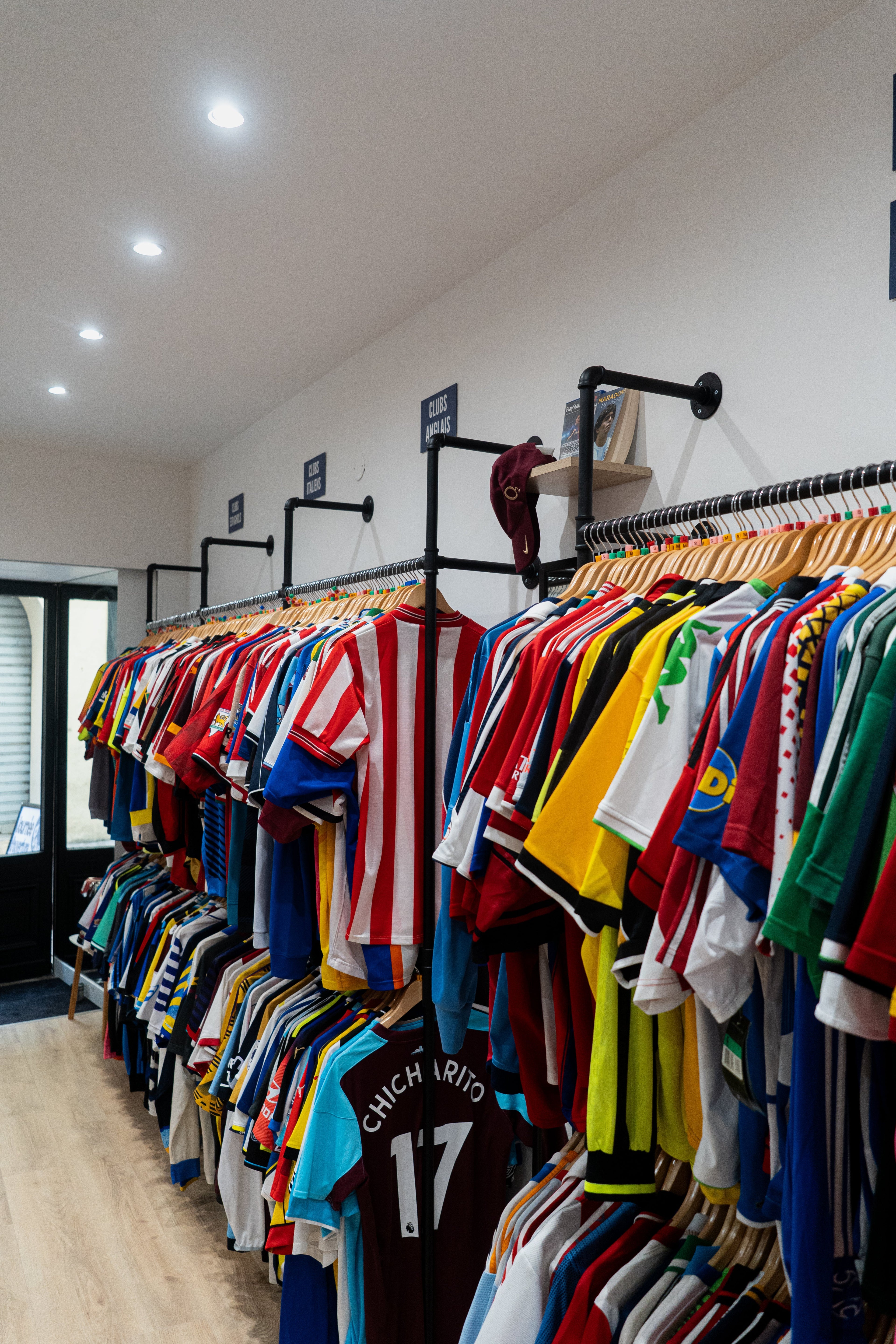 Où acheter un maillot de foot vintage authentique ? | VISTA