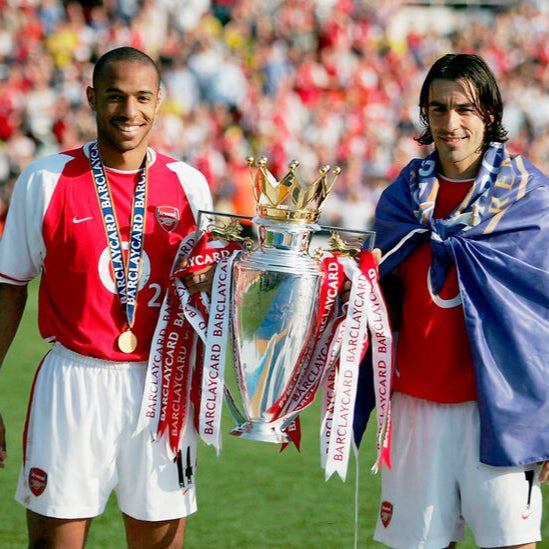 Les Invincibles d’Arsenal : 38 matchs sans défaite, une saison éternelle