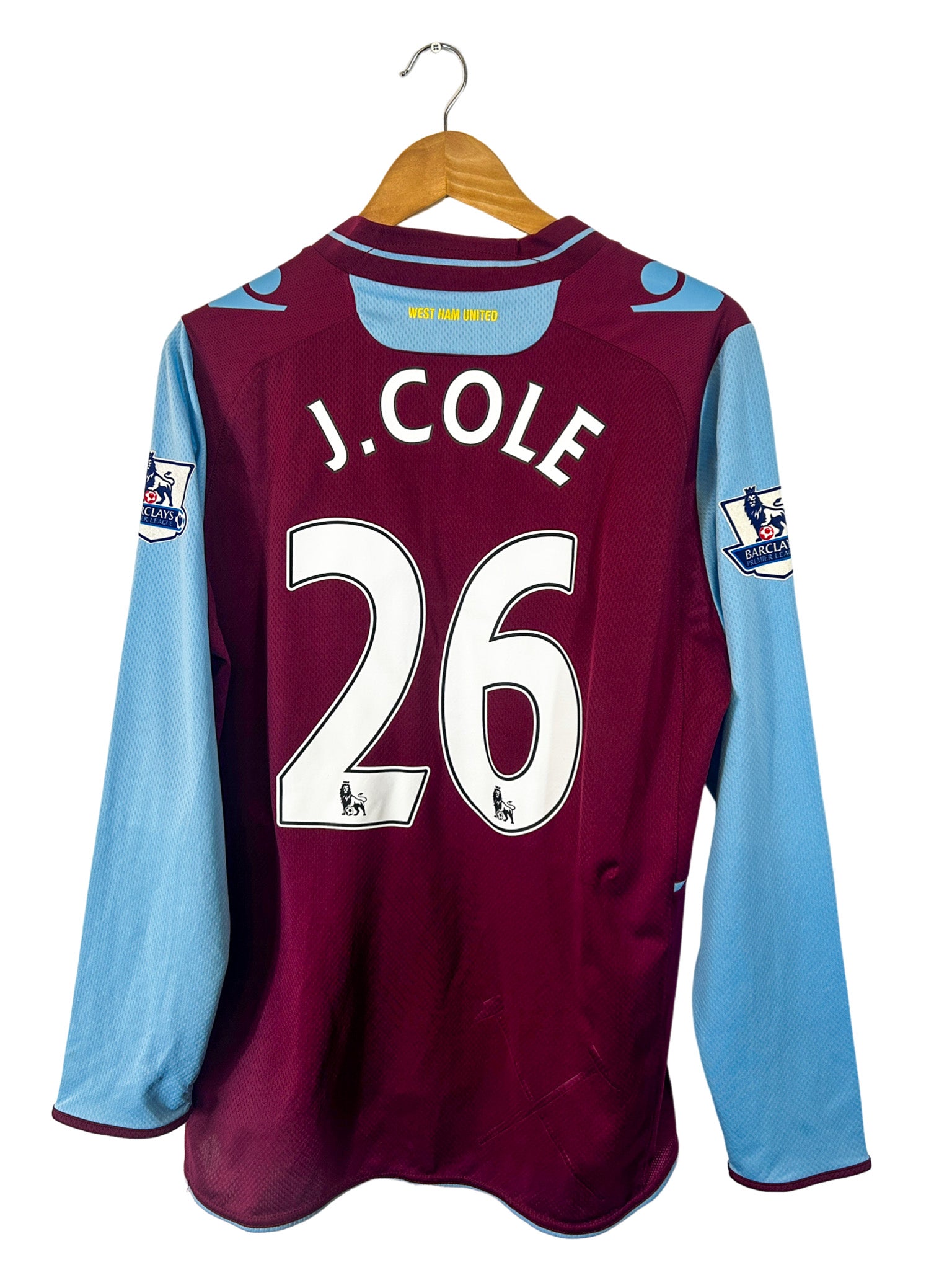 2012/2013 – Maillot West Ham domicile [#26 J. Cole] *Manches Longues* Macron – L