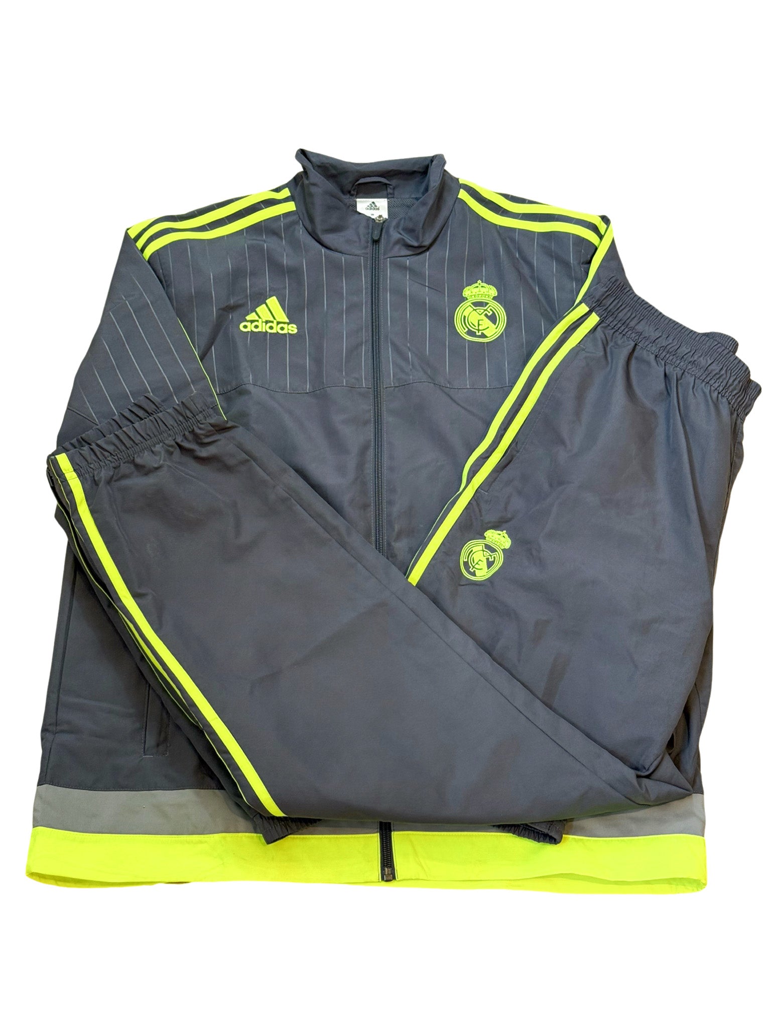 Chándal de entrenamiento vintage del Real Madrid 2015/2016 - Talla L - Adidas