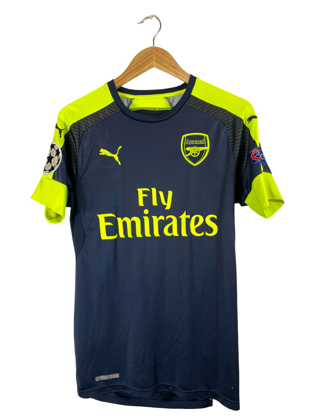 2016/2017 - Arsenal Home Shirt [#11 Özil] Puma - L