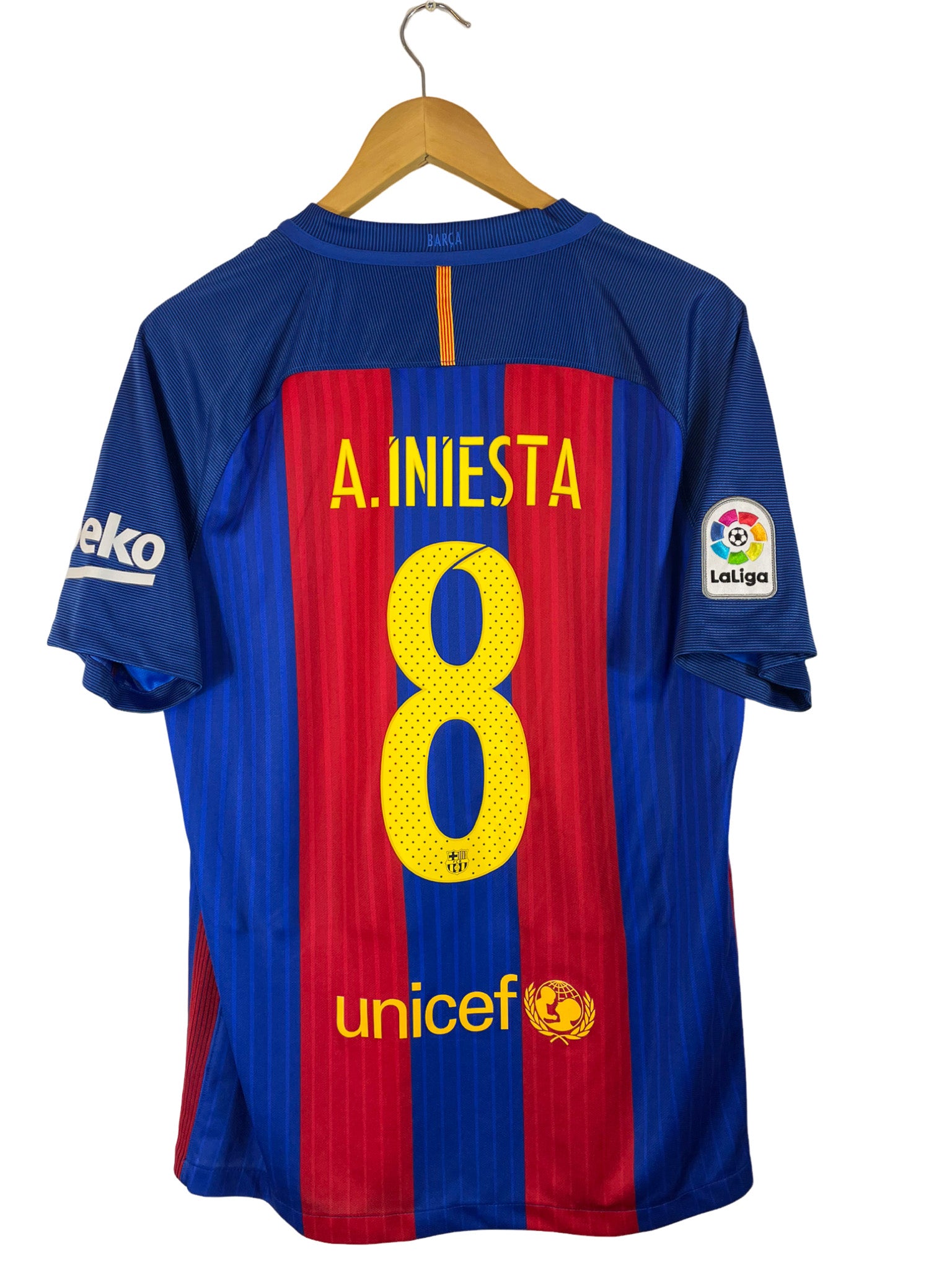 2016/2017 – Maillot FC Barcelone domicile [#8 Iniesta] Nike - M