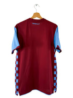 2010/2011 - Aston Villa home kit (shirt, shorts and socks) - M