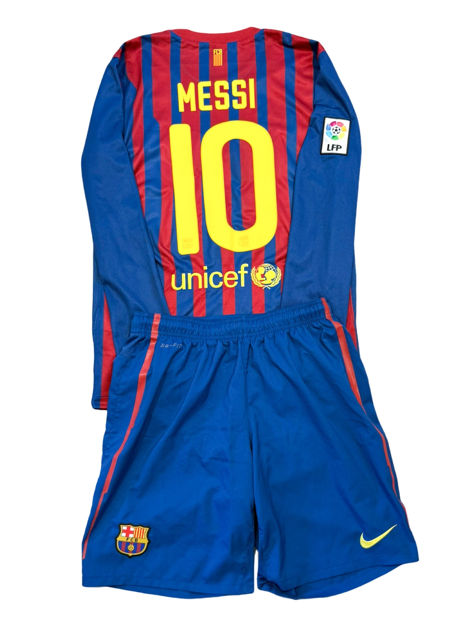 2011/2012 – Camiseta y pantalón corto de manga larga del FC Barcelona (local) [#10 Messi] Nike - Talla S