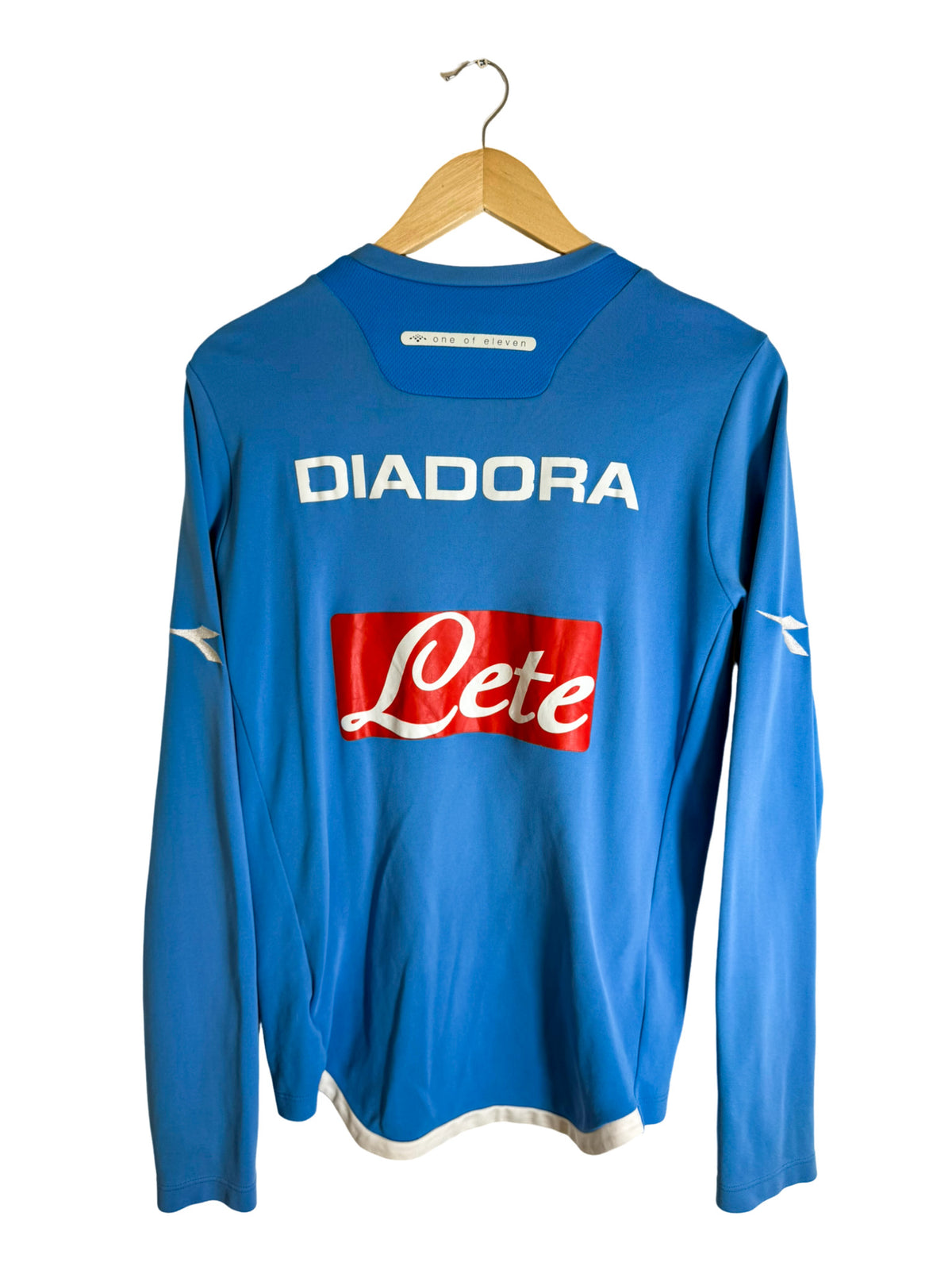2006/2007 – Maillot Napoli manches longues – revoi annonce car entrainempe,t L (rajouter l'avant )