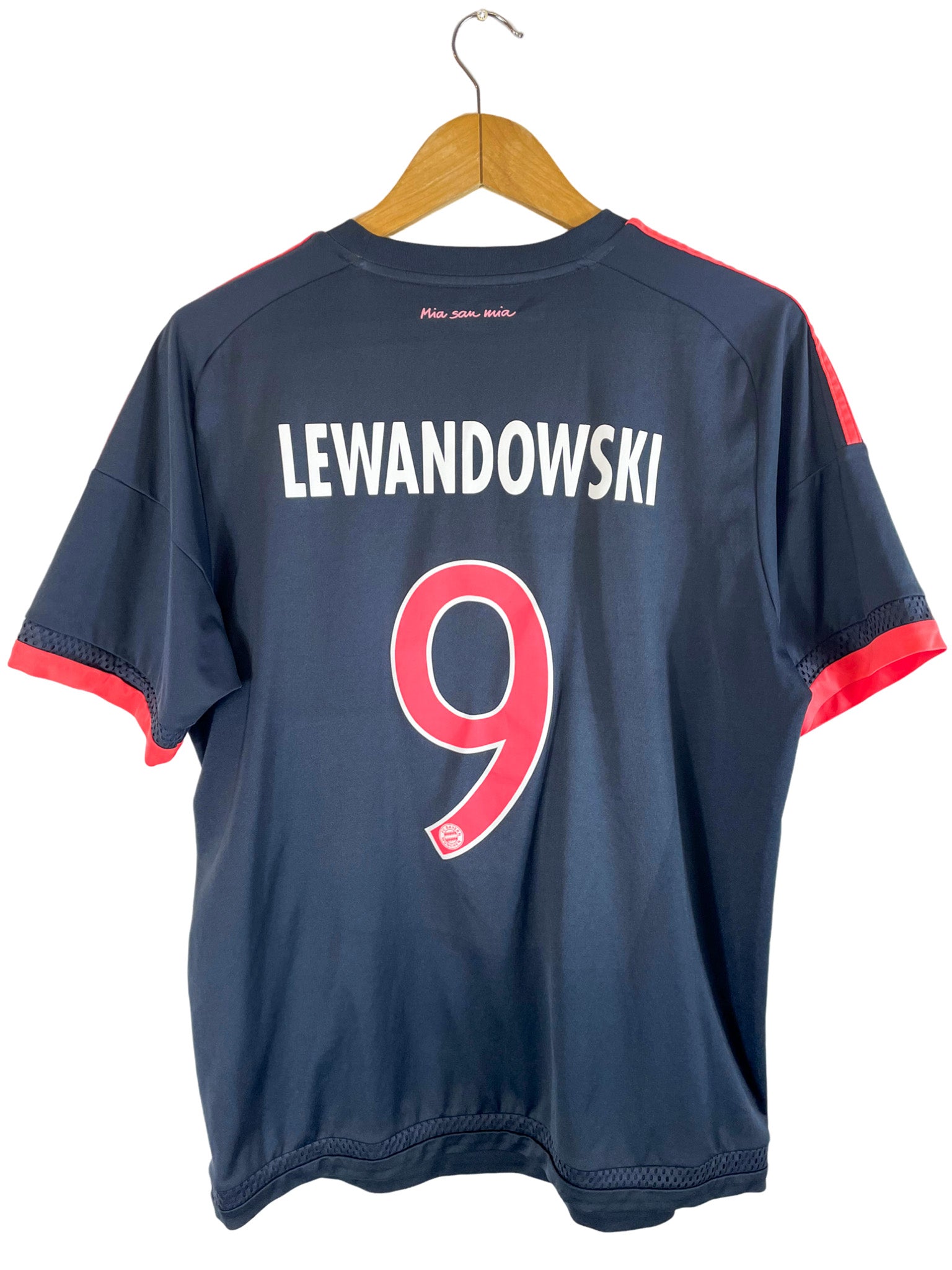 2015/2016 – Maillot Bayern Munich third [#9 Lewandowski] – L