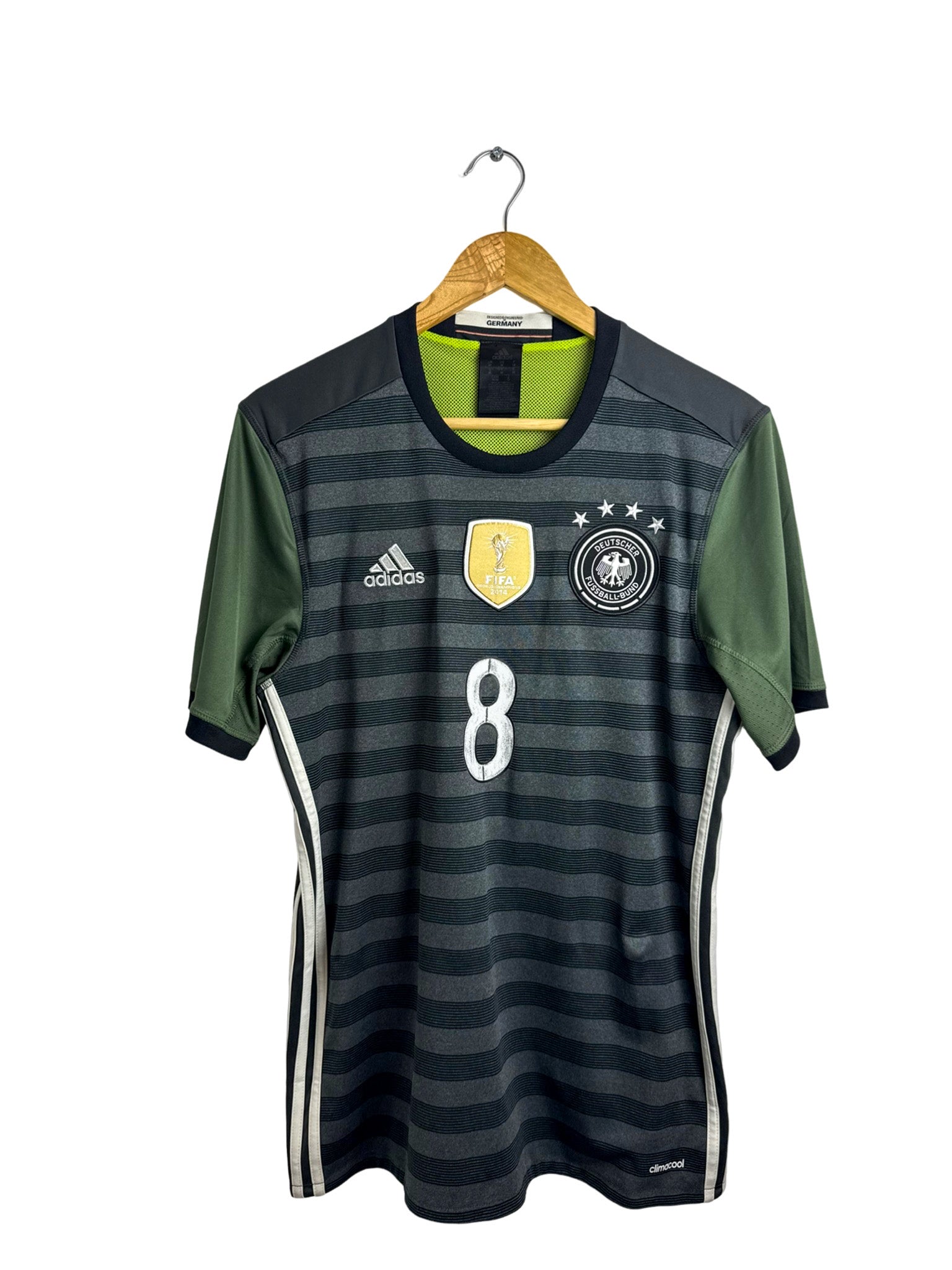 2016 – Maillot Allemagne extérieur [#8 Özil] Adidas – M