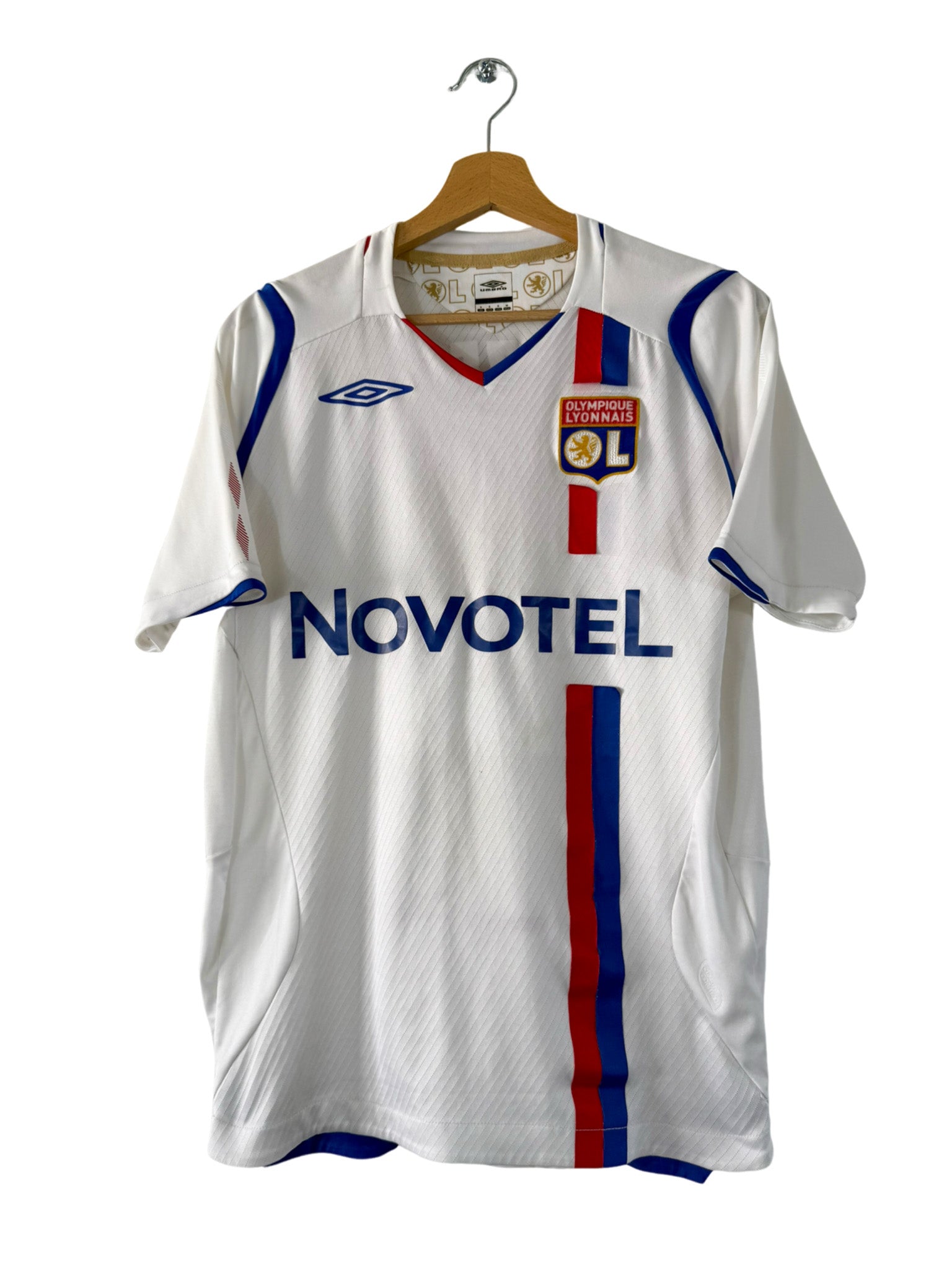 2008/2009 - Olympique Lyonnais home jersey [#10 Benzema] - S