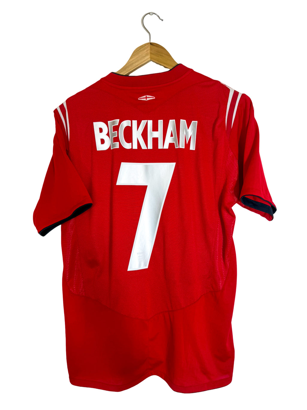 2004 – Maillot Angleterre extérieur [#7 Beckham] – M
