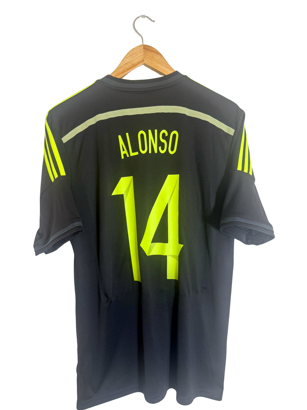 2014 – Maillot Espagne extérieur [#14 Xabi Alonso] – L