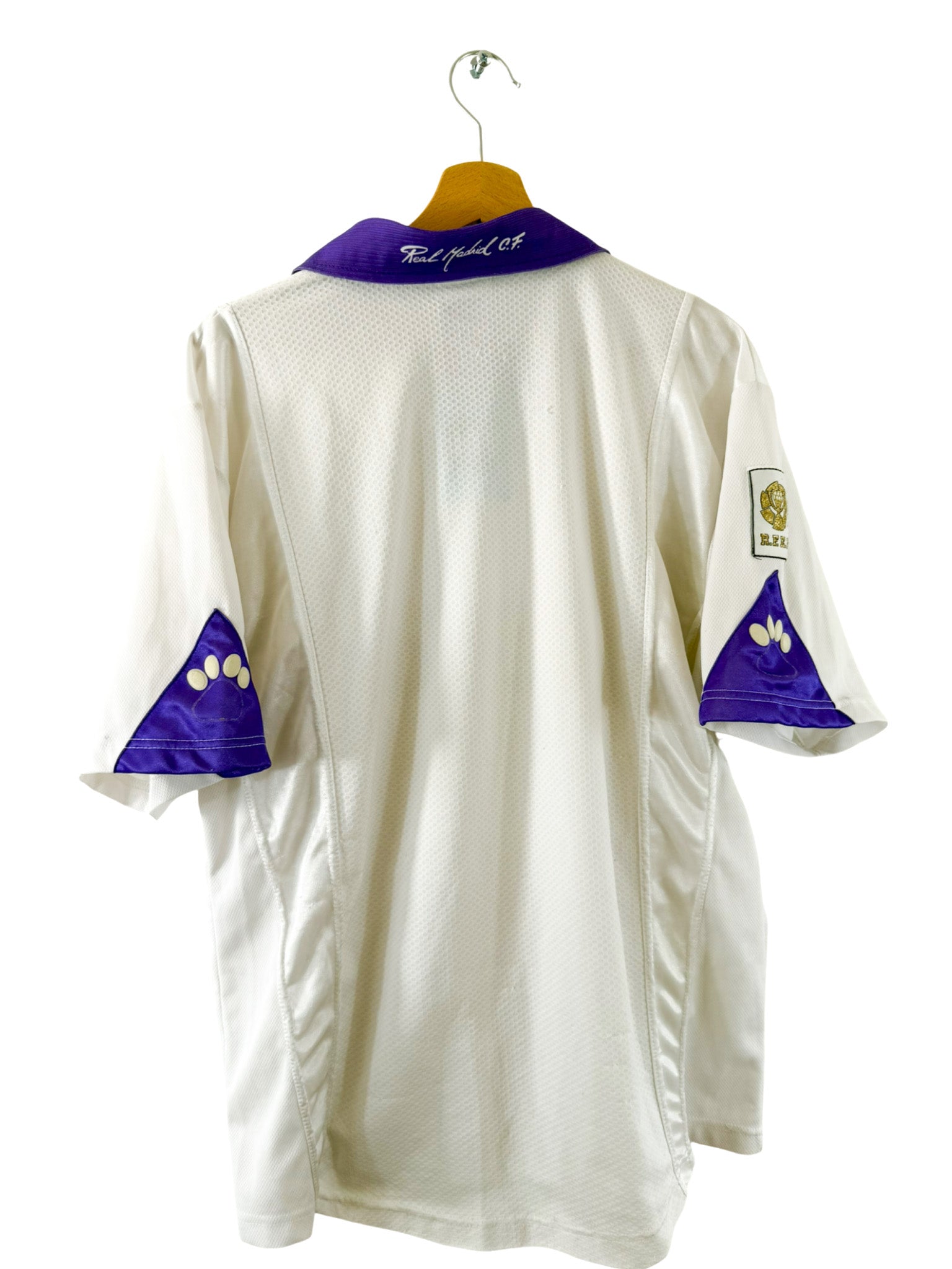 1997/1998 – Maillot Real Madrid domicile – L