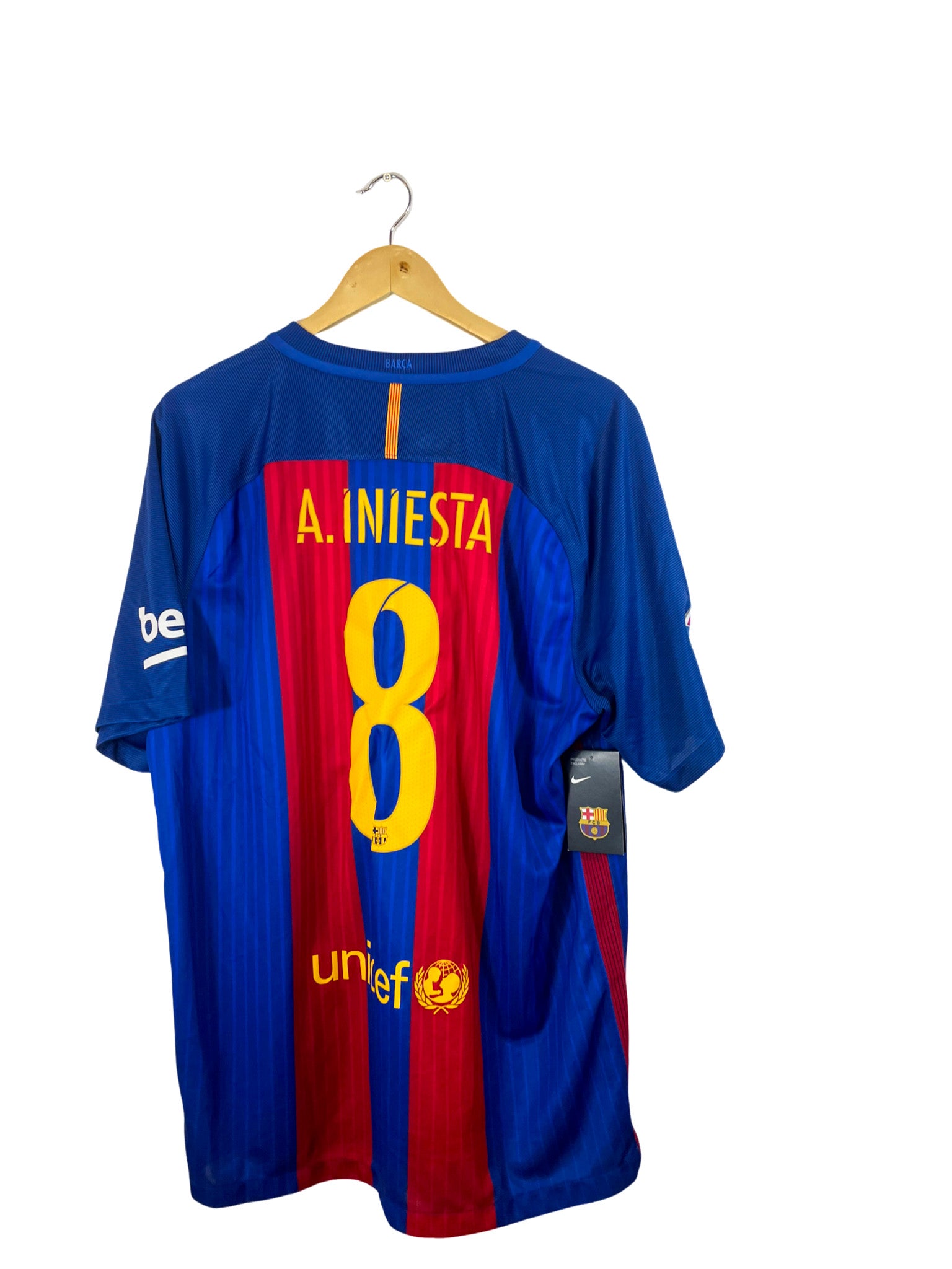2016/2017 – Maillot FC Barcelone domicile [#8 Iniesta] Nike – XL