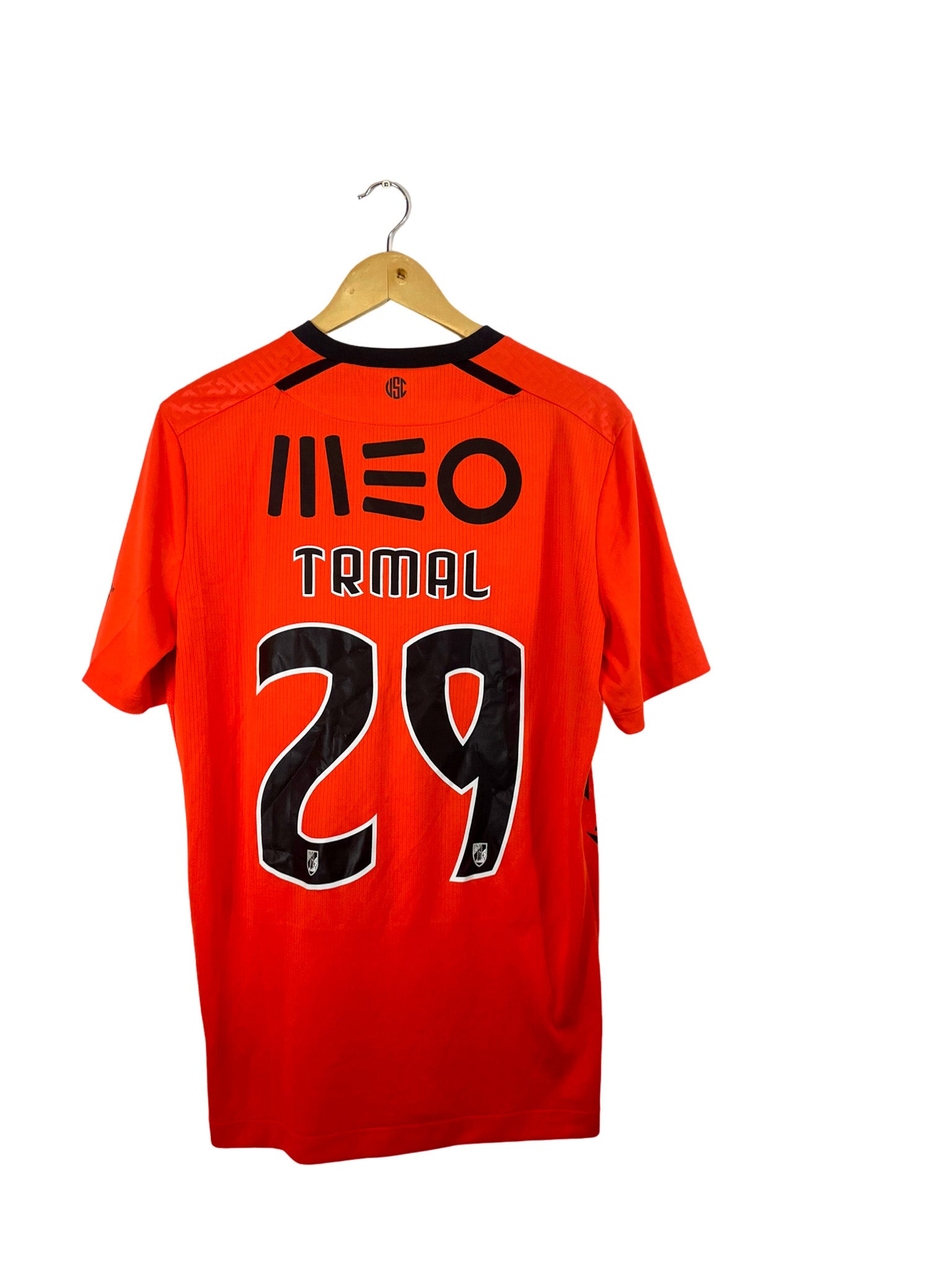 2021/2022 – Maillot Vitória Guimarães extérieur [#29 Trmal] Macron – L