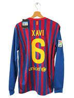 2011/2012 - FC Barcelona Home Shirt [#6 XAVI] *Long Sleeves* - M