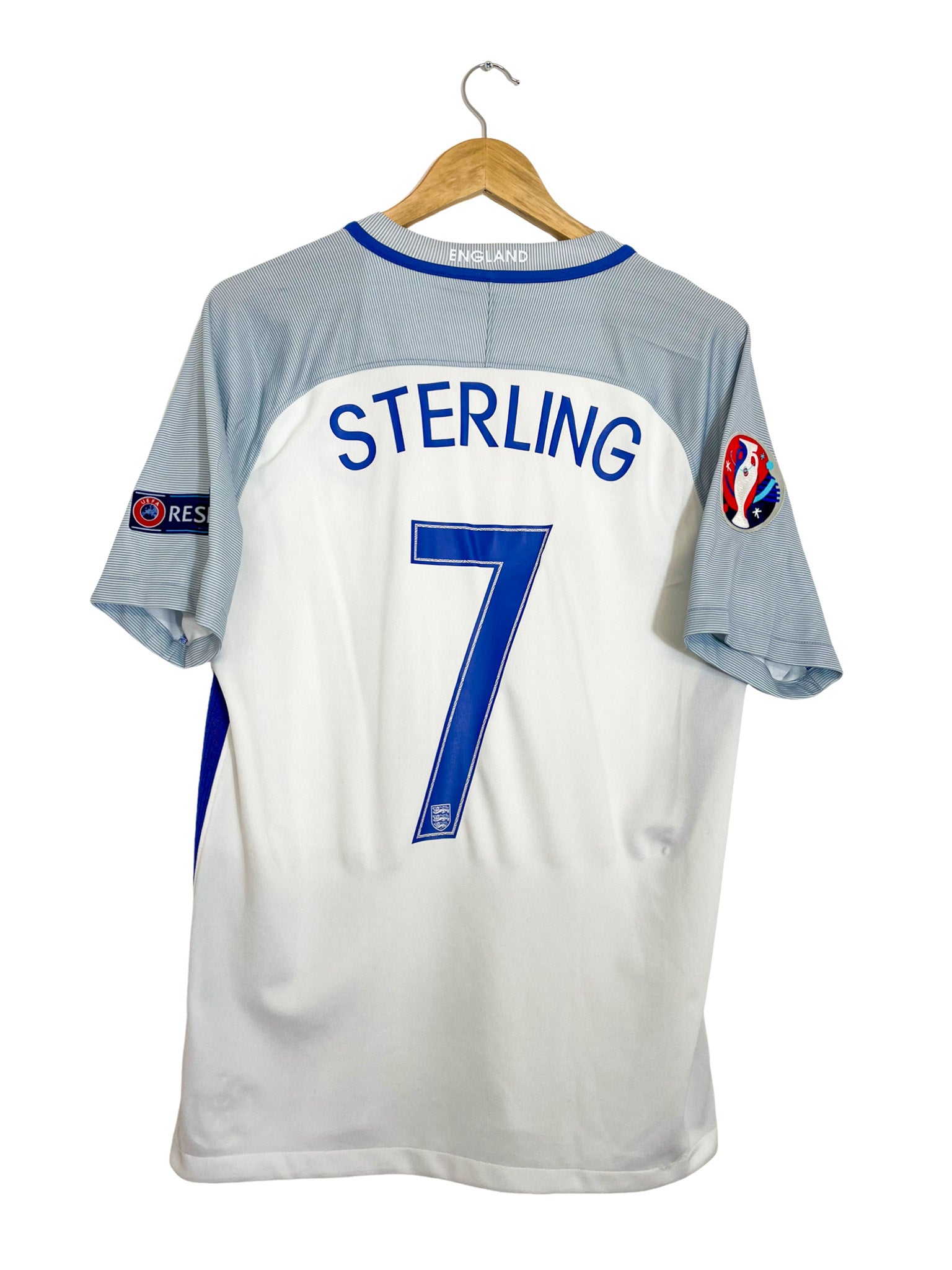 2016 – Maillot Angleterre domicile [#7 Sterling] Nike - Taille M