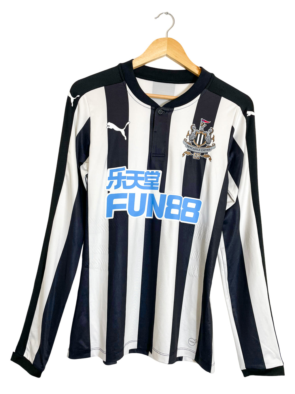 2020/2021 – Maillot Newcastle United domicile *Manches Longues* [#23 Merino] – Taille M