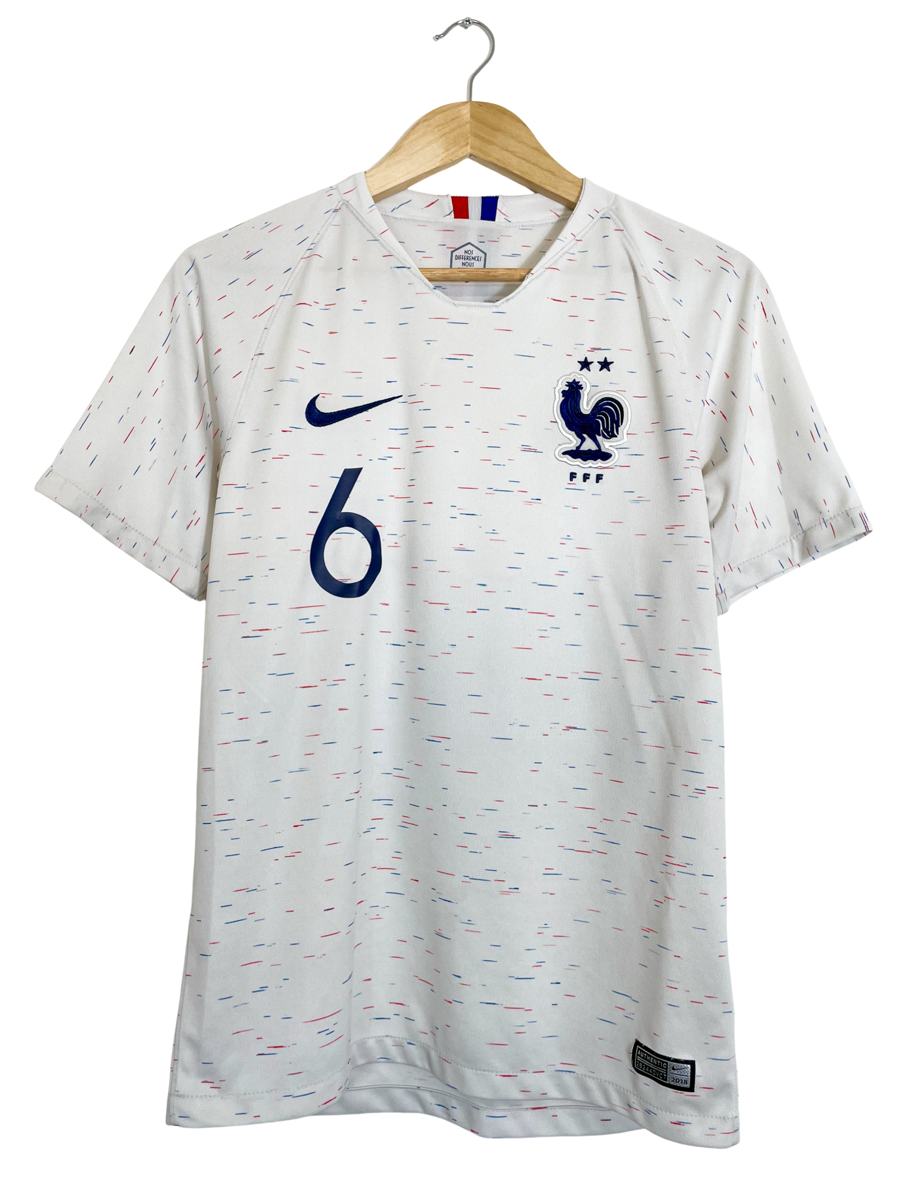 2018 – Maillot France extérieur [#6 Pogba]  - S
