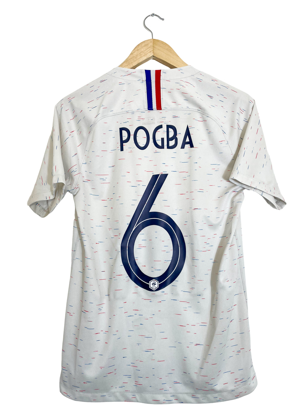 2018 – Maillot France extérieur [#6 Pogba]  - S