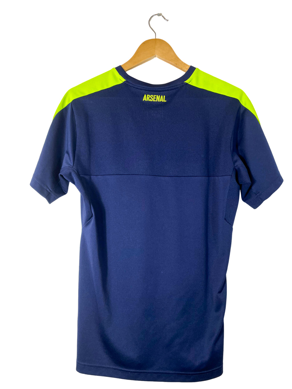 2016/2017 – Arsenal training jersey - M