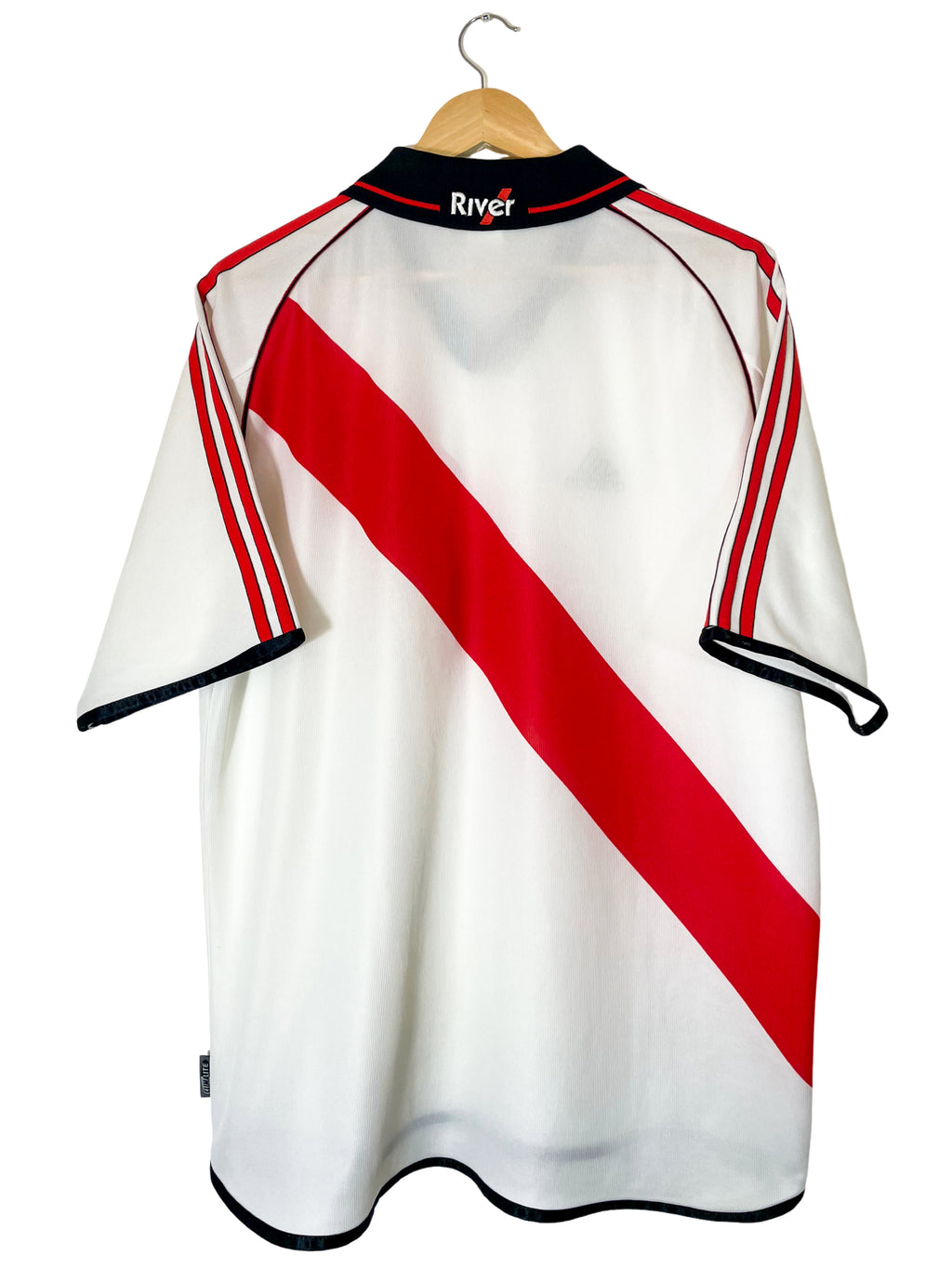 2000/2001 - River Plate home shirt - XL