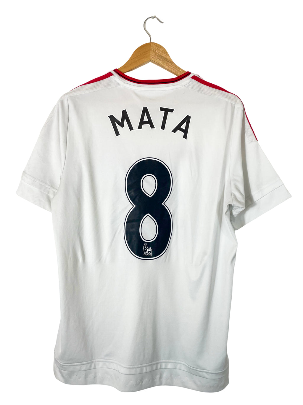 2015/2016 – Manchester United Away Jersey [#8 Mata] - M