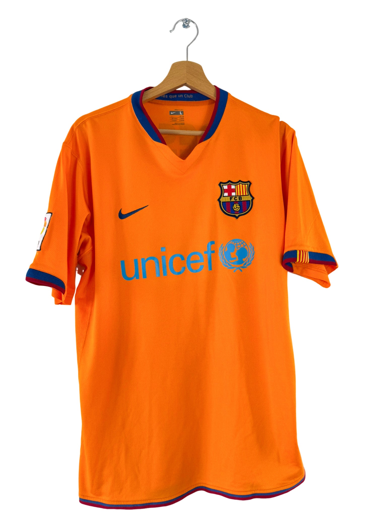 2006/2008 - FC Barcelona Away Shirt [#19 Messi] Nike - S