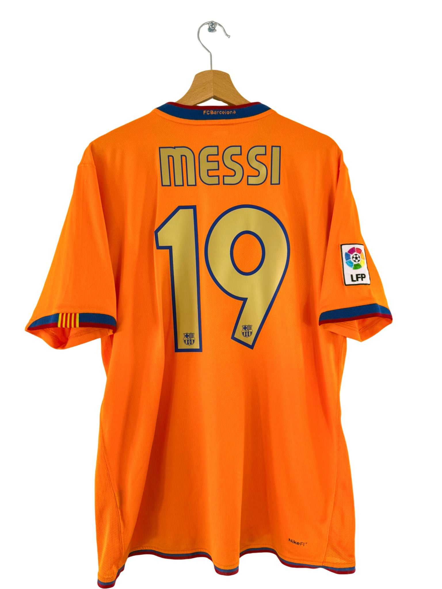 2006/2008 - FC Barcelona Away Shirt [#19 Messi] Nike - S