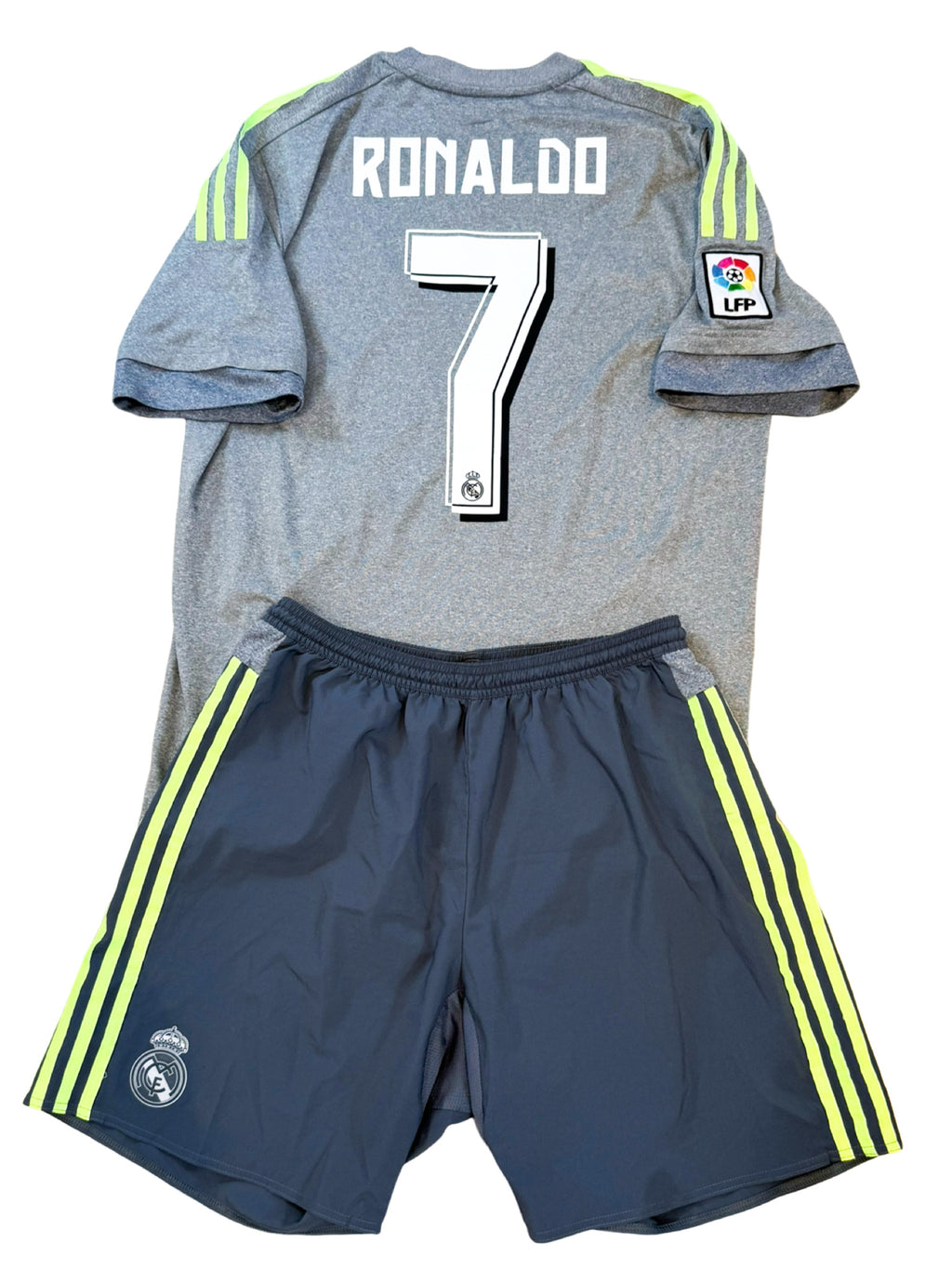 2015/2016 – Maillot et short  Real Madrid third [#7 Ronaldo] - M