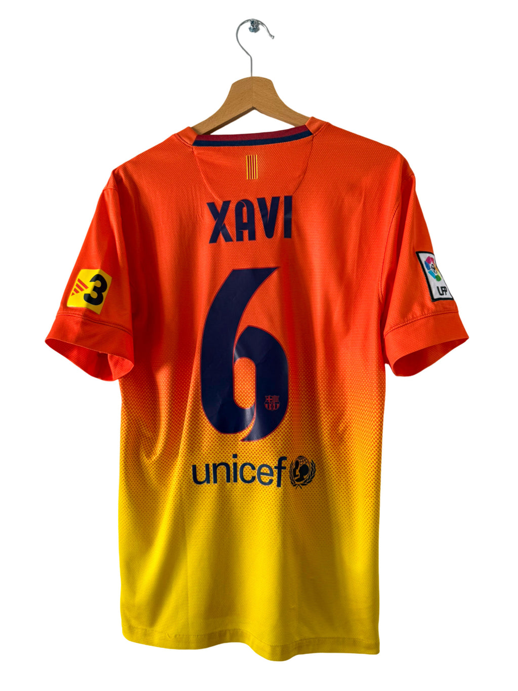 2012/2013 - Camiseta visitante del Barcelona [#6 Xavi] - L