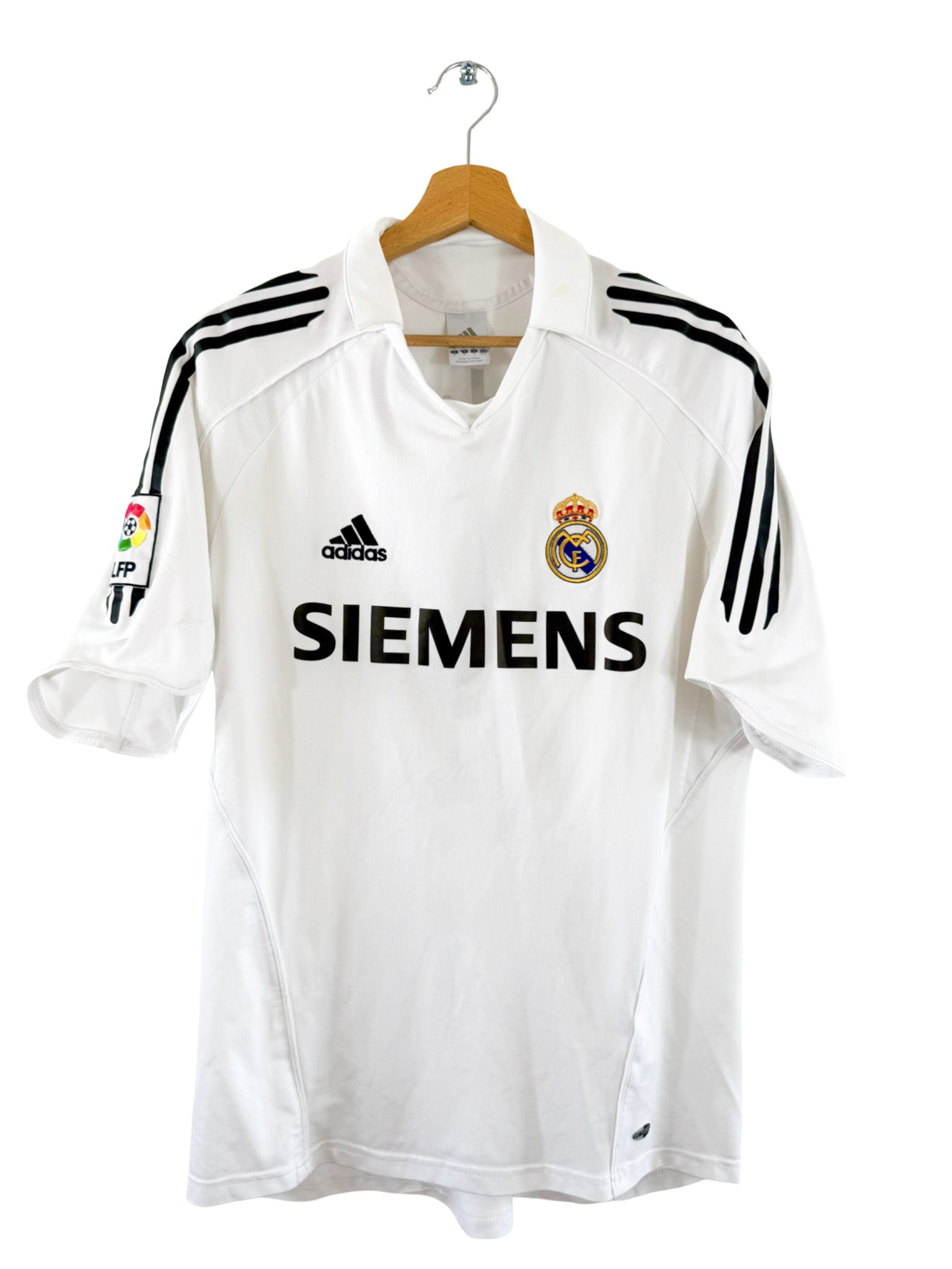 2005/2006 - Real Madrid home jersey [#19 Cassano] - L – Vista