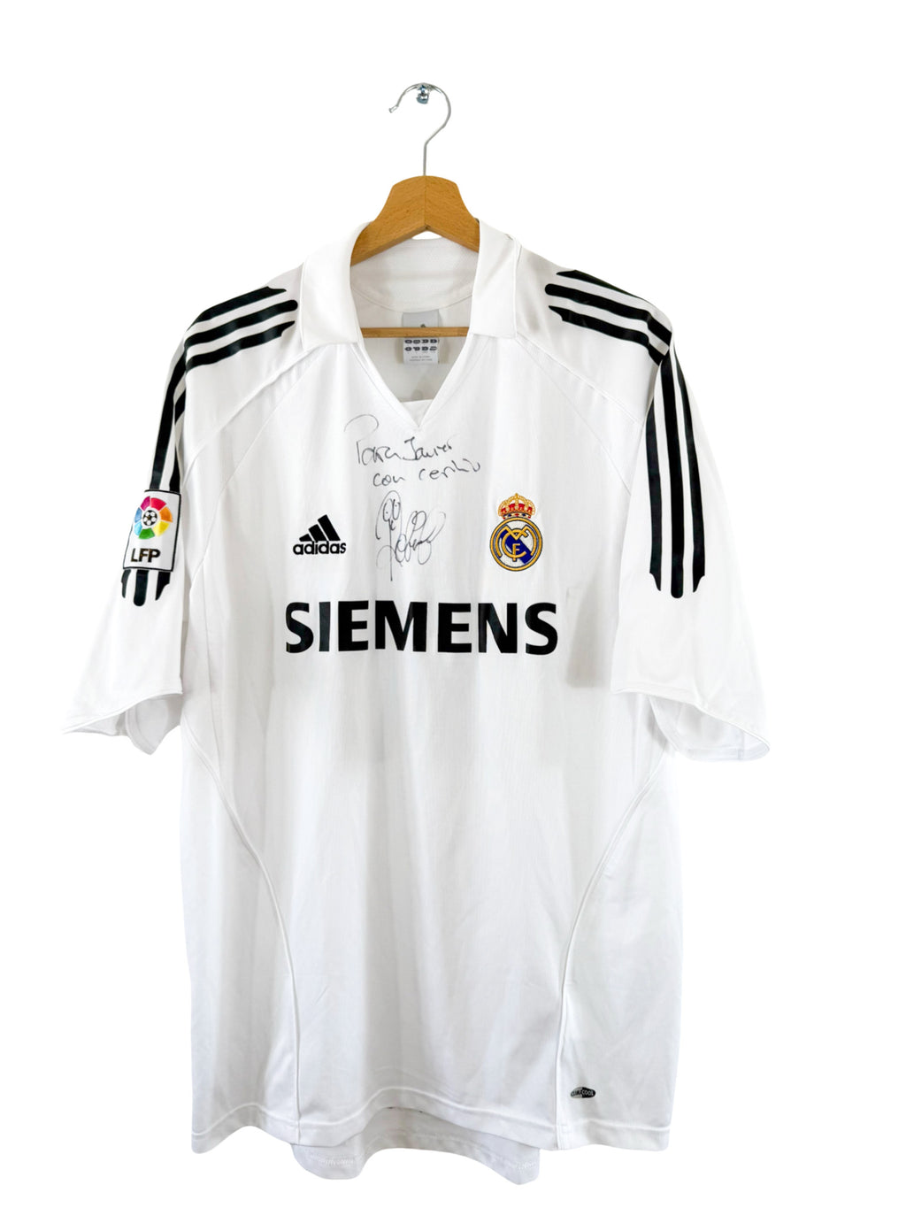 2005/2006 - Real Madrid home shirt [#10 Robinho] *Signed* - L