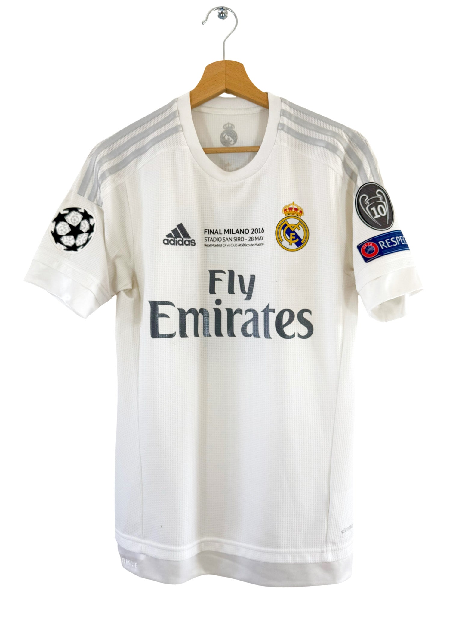 2015/2016 - Real Madrid Home Shirt [Bale #11] - *Champions League Final Inscription* - Adidas - S