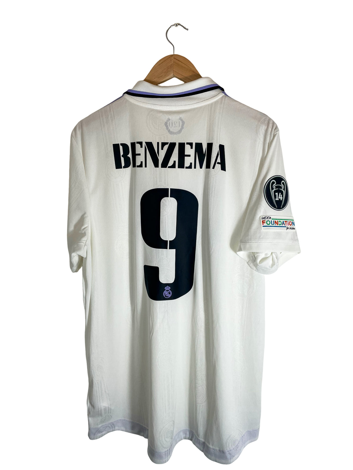 2022/2023 – Maillot Real Madrid domicile *Version Pro* [#9 Benzema] – XL
