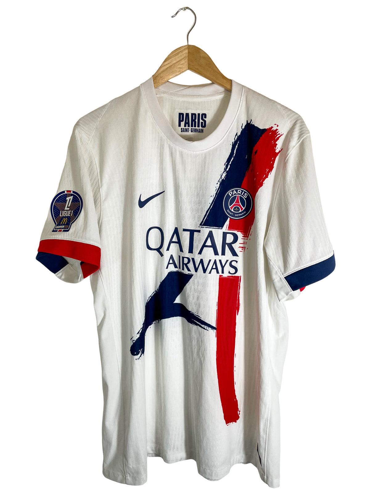 2025/2026 – Maillot Paris Saint-Germain extérieur [#87 João Neves] Version Pro – XL