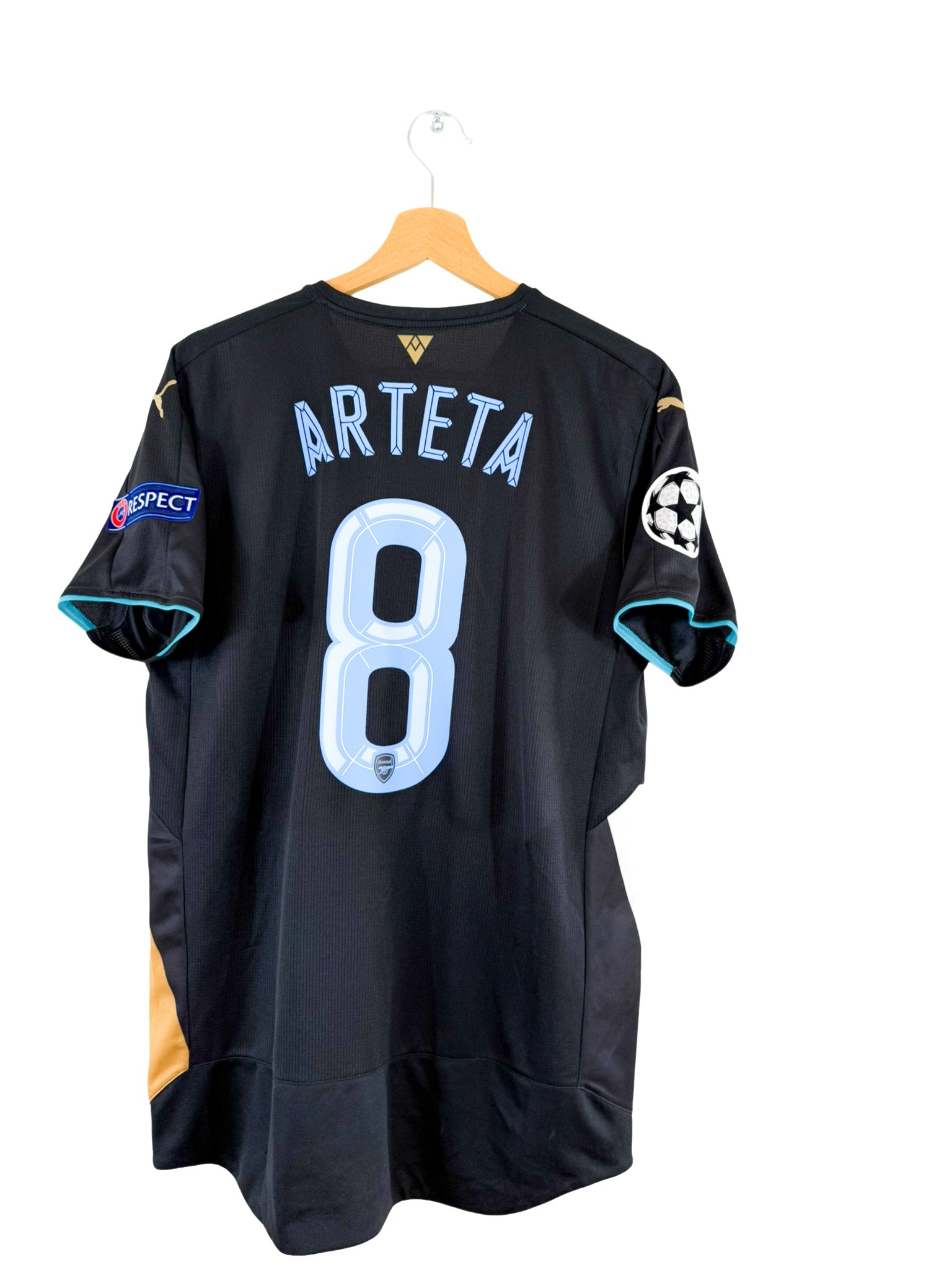 2015/2016 - Arsenal third jersey [#8 Arteta] UCL Puma - M