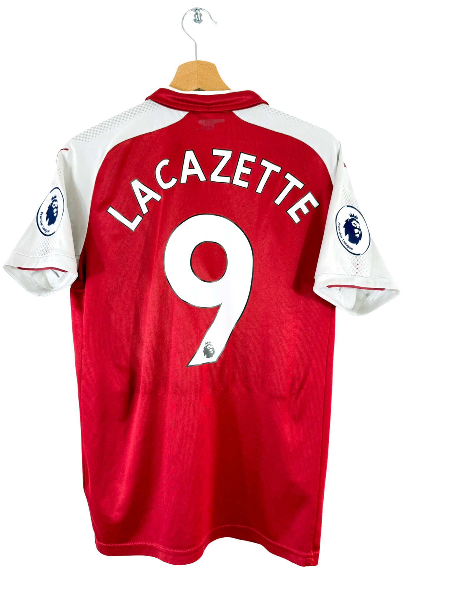 2017/2018 - Arsenal home shirt [#9 Lacazette] - M