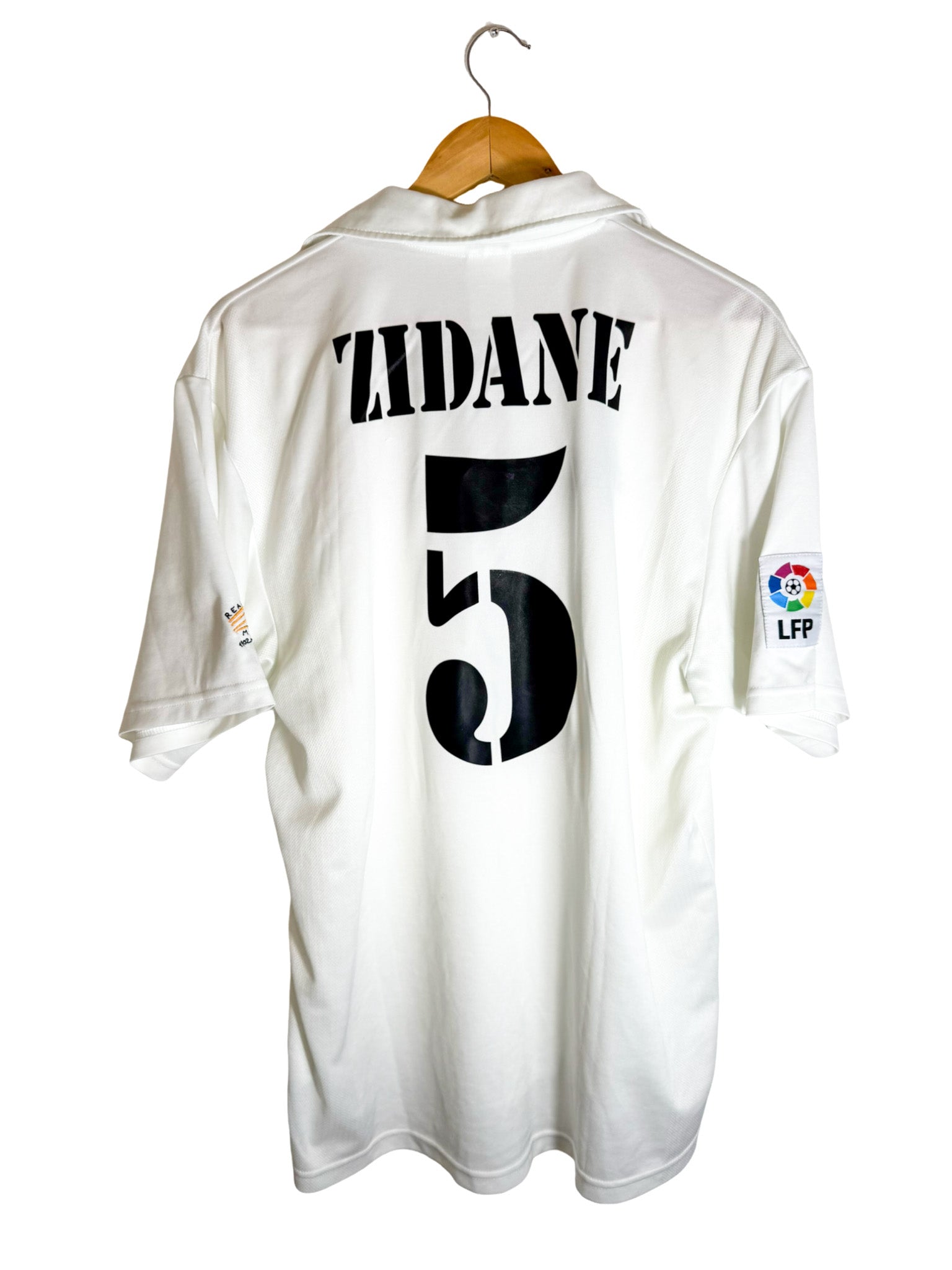 2001/2002 Real Madrid Home Shirt [#5 ZIDANE] - M
