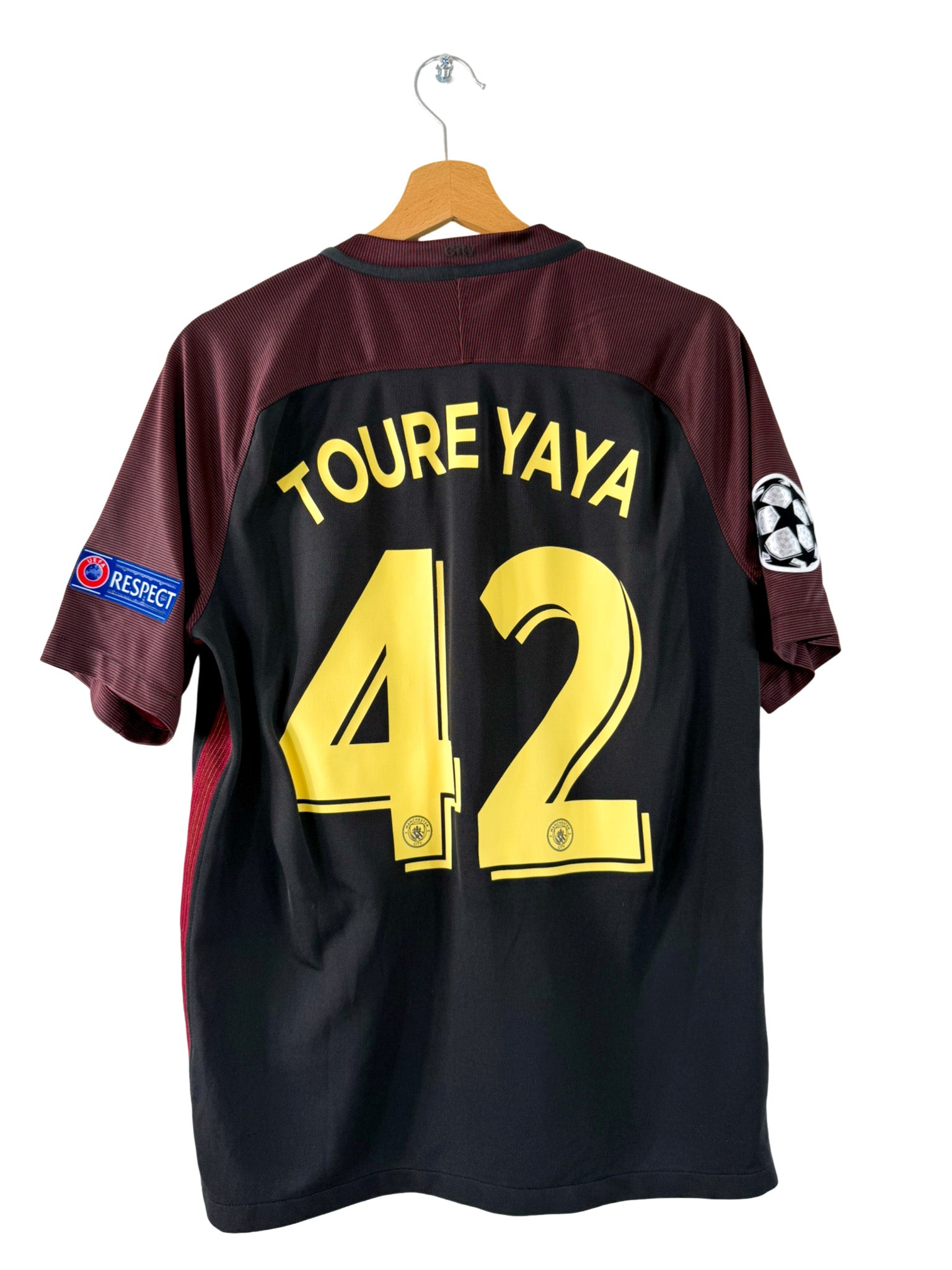 2016/2017 - Manchester City Away Shirt [#42 TOURÉ YAYA] - M