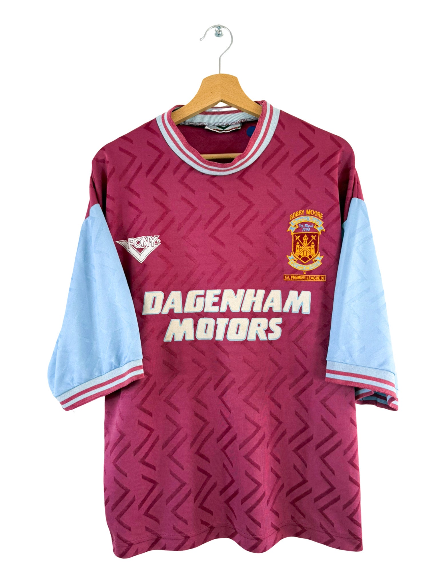 1994/1995 - West Ham home jersey *Bobby Moore* Pony - M