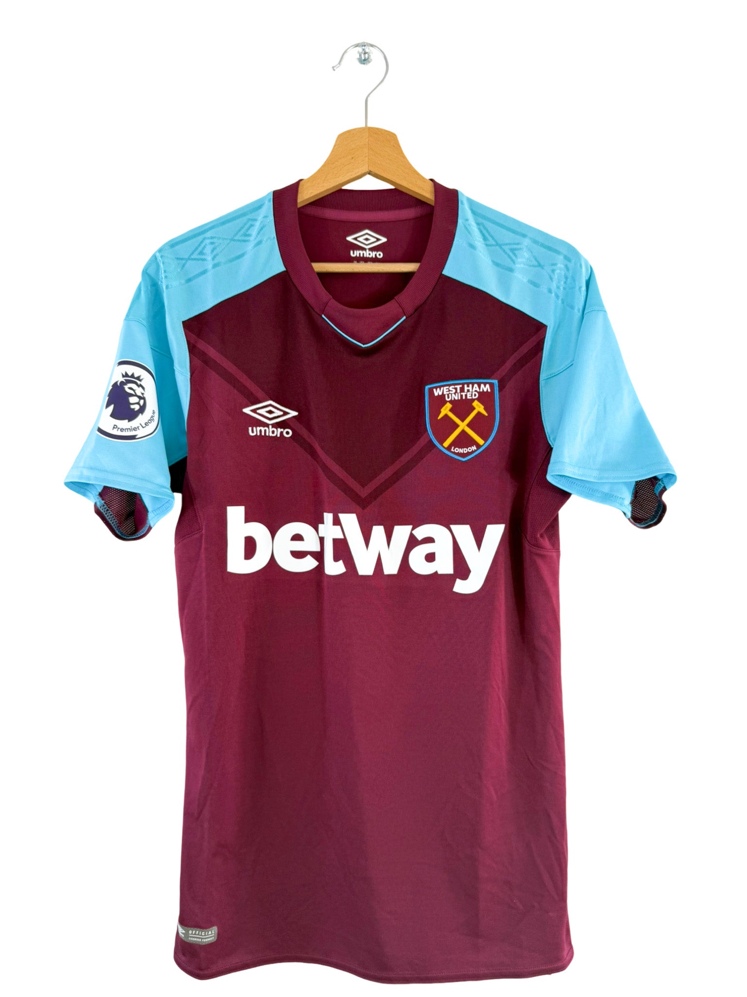2017/2018 - West Ham home jersey [#17 Chicharito] Umbro - M