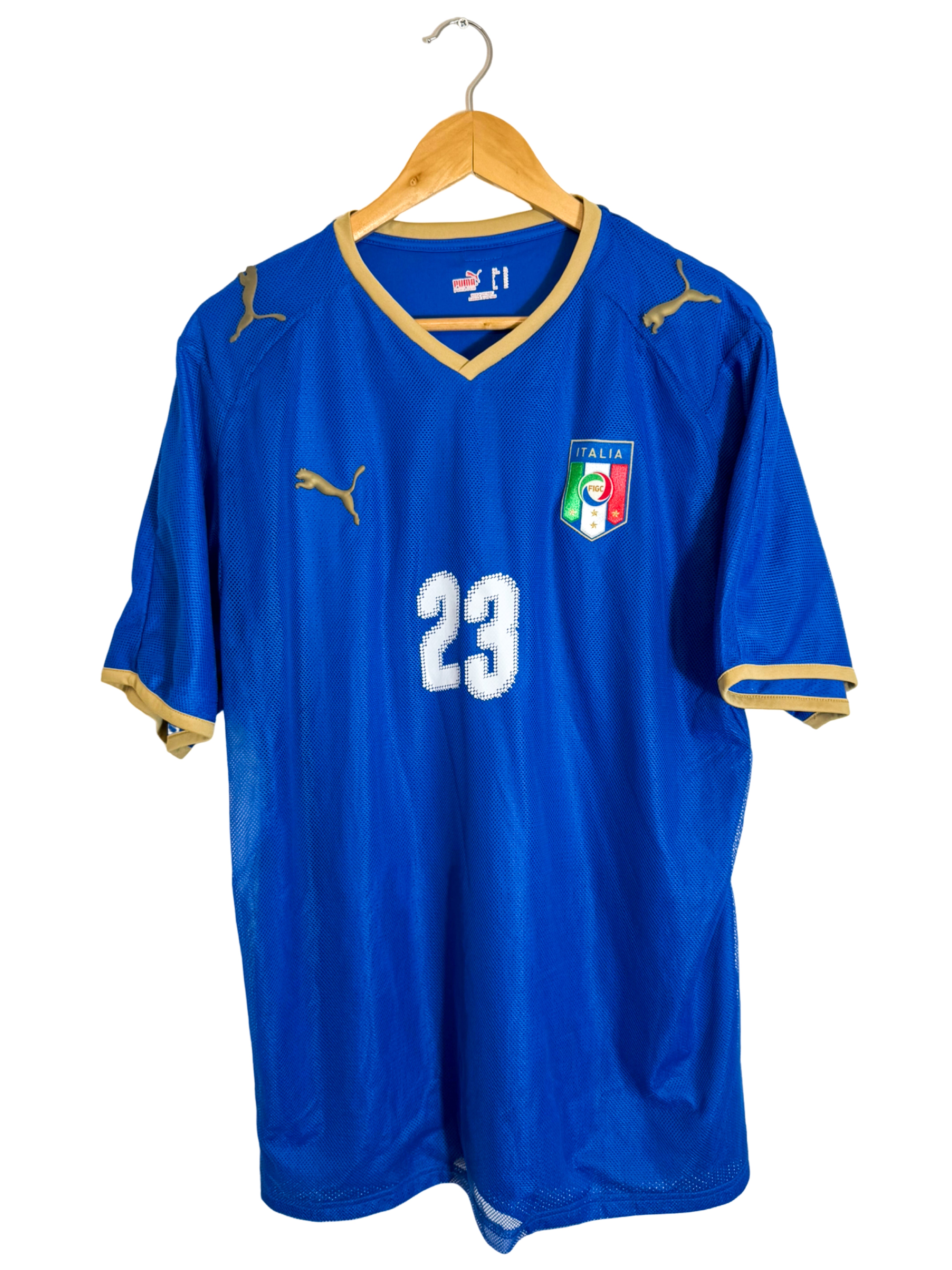 2008 – Italy home shirt [#23 MATERAZZI] - XL – Vista football shop