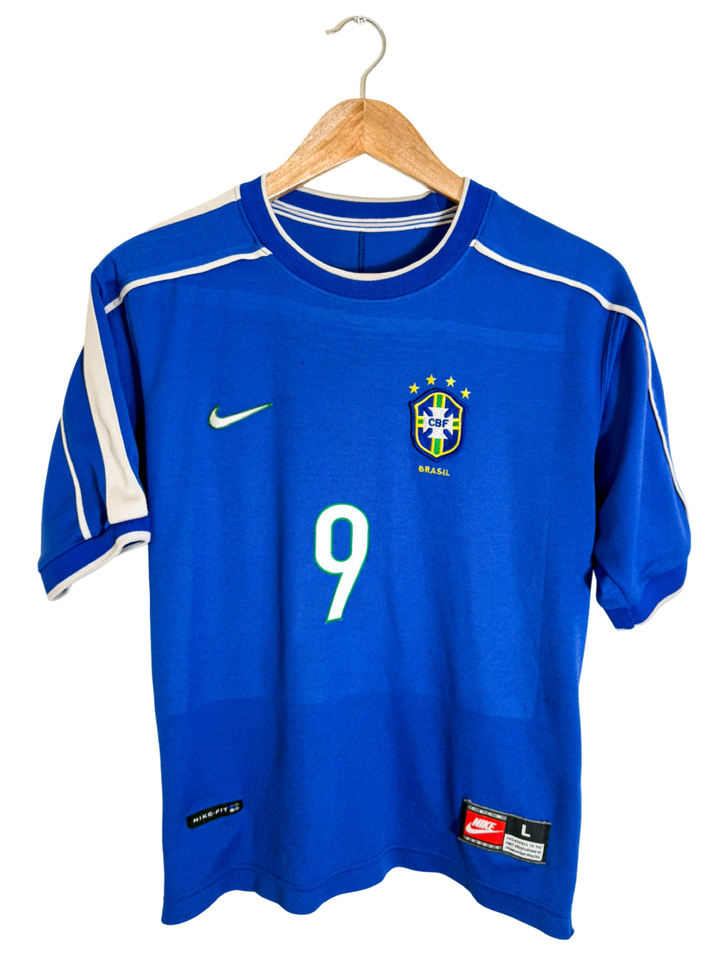 2004 – Brazil Away Jersey [#9] - 14 years old