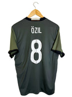 2016 – Maillot Allemagne extérieur [#8 ÖZIL] - L