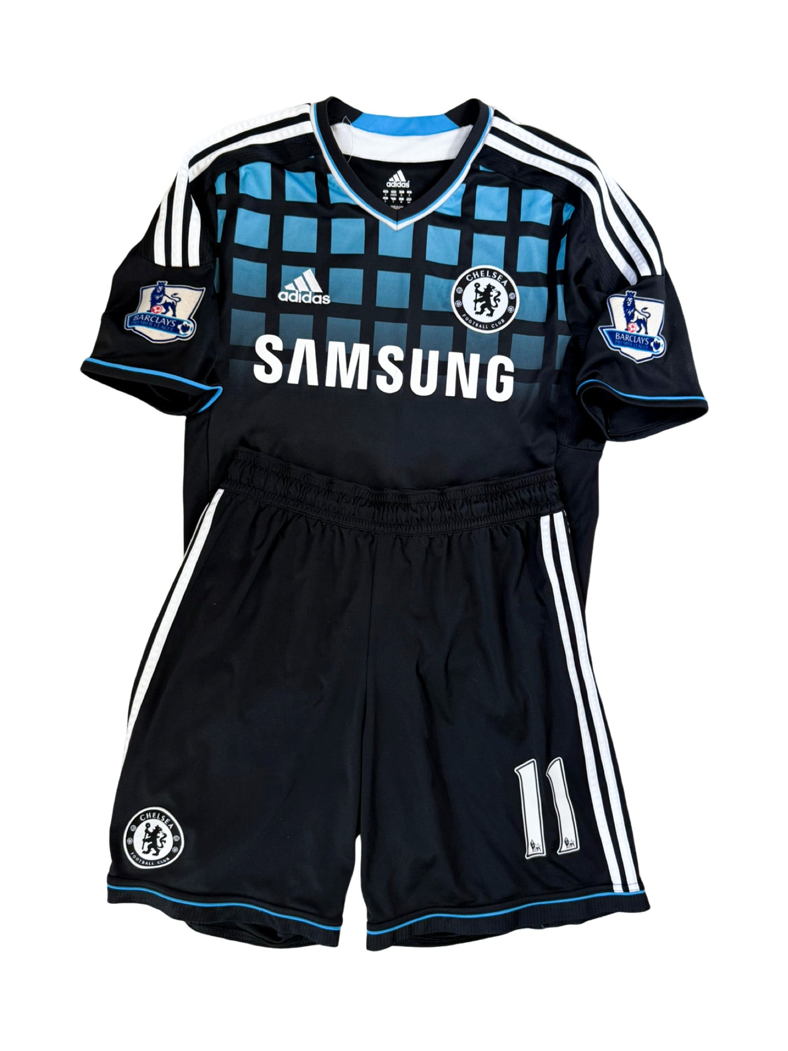 2011/2012 - Maillots et short Chelsea extérieur [#11 Drogba] - S